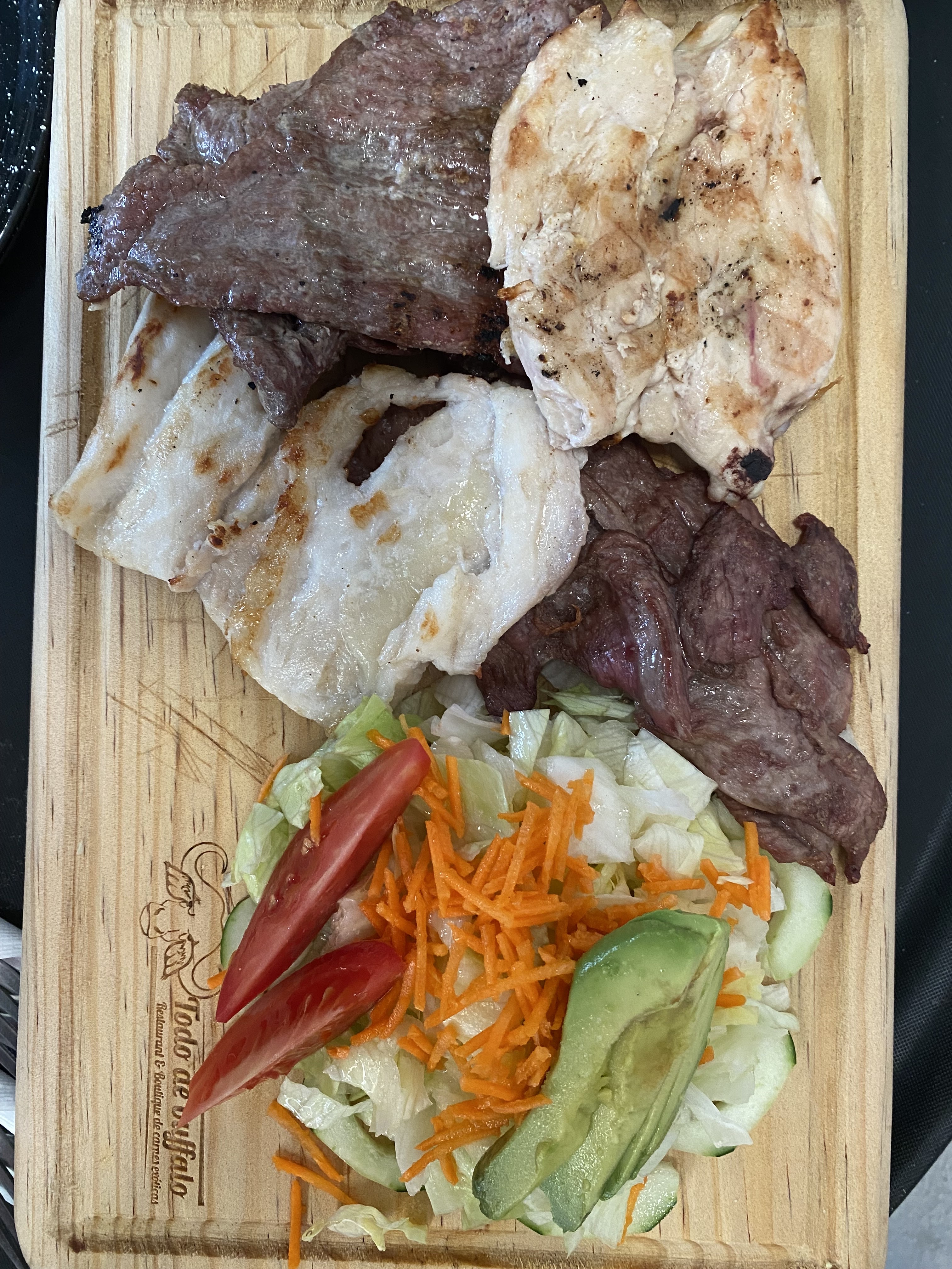 Todo de Buffalo restaurante y boutique de carnes exóticas image 8