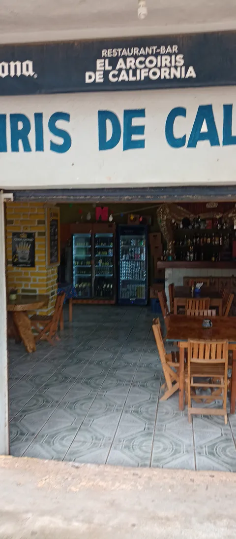 Restaurant bar arcoiris de California image 1