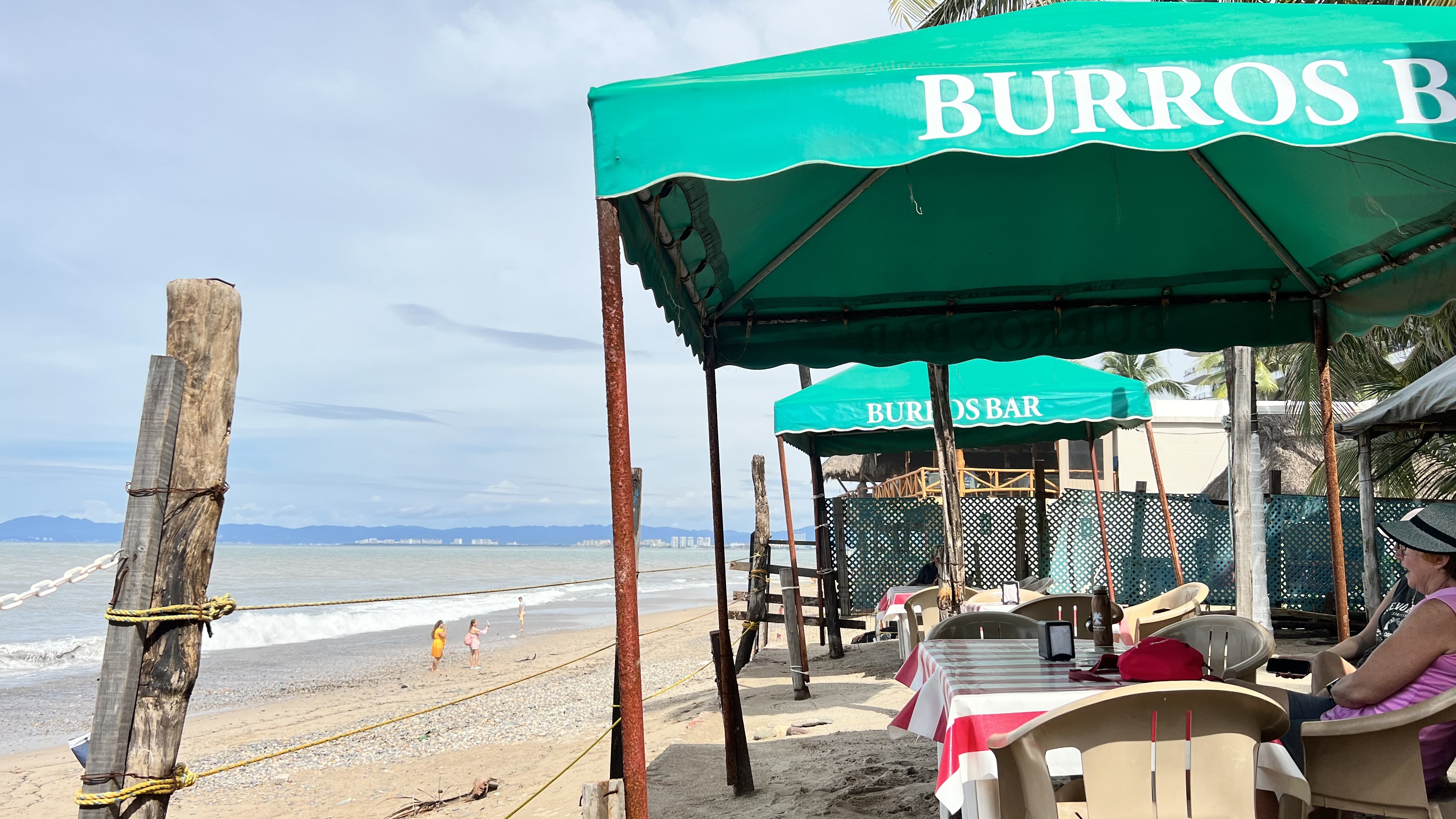 Burros Bar & Restaurant image 7