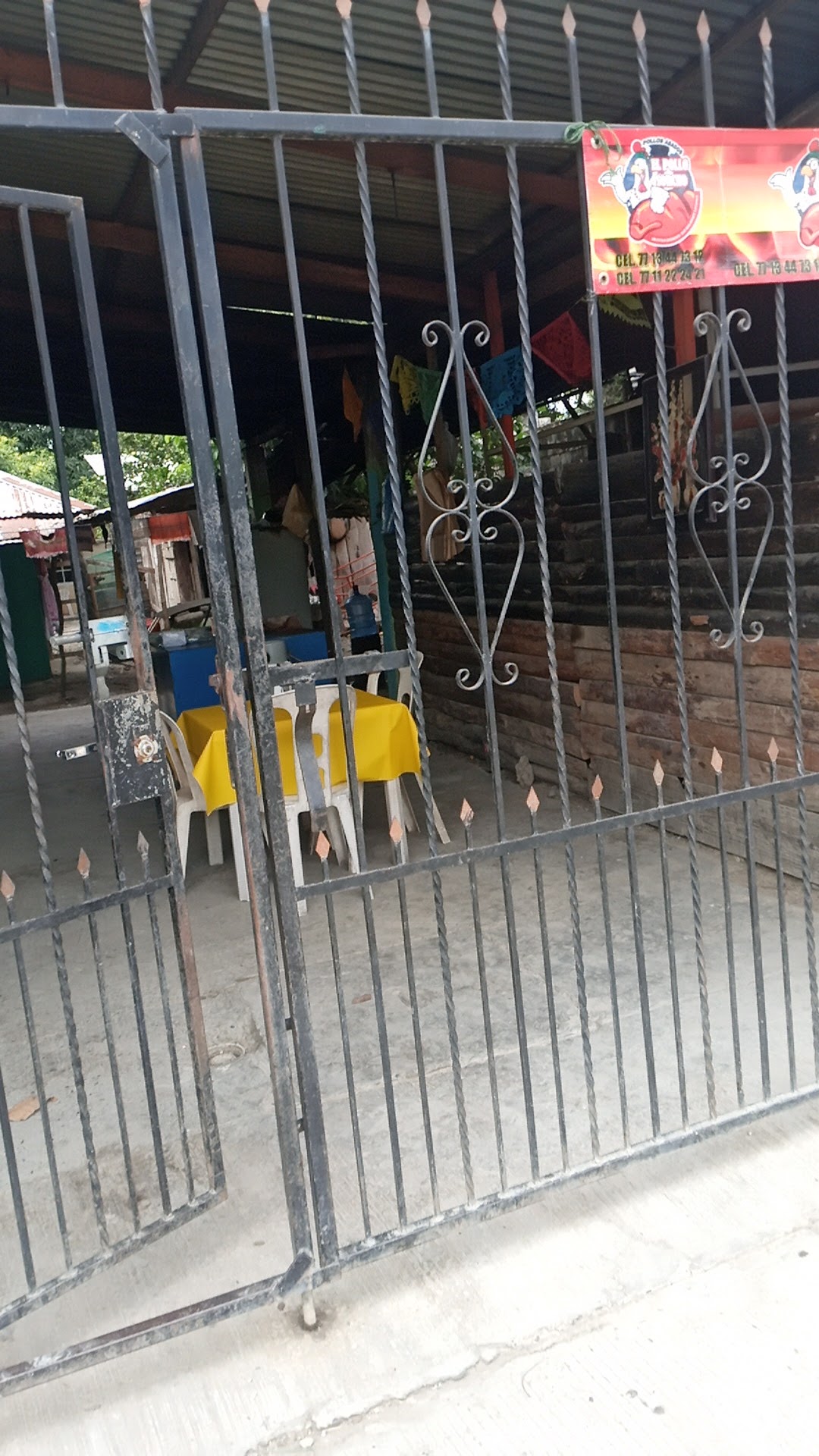 Taqueria "Nandez" image 2