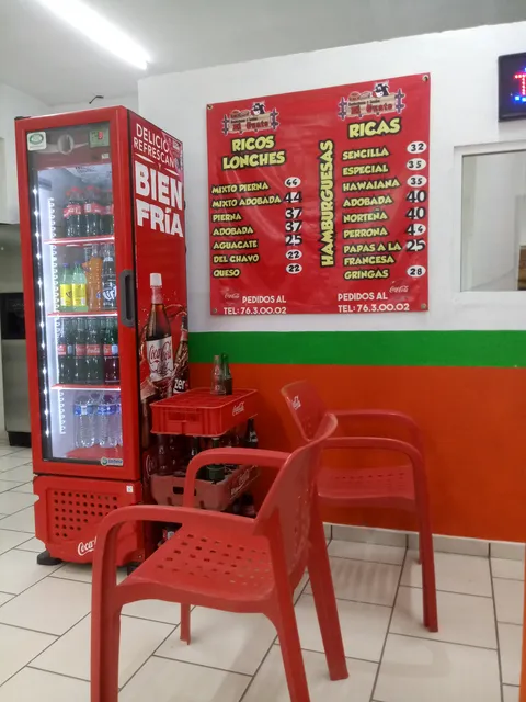Hamburguesas & Lonches El Cuate image 5