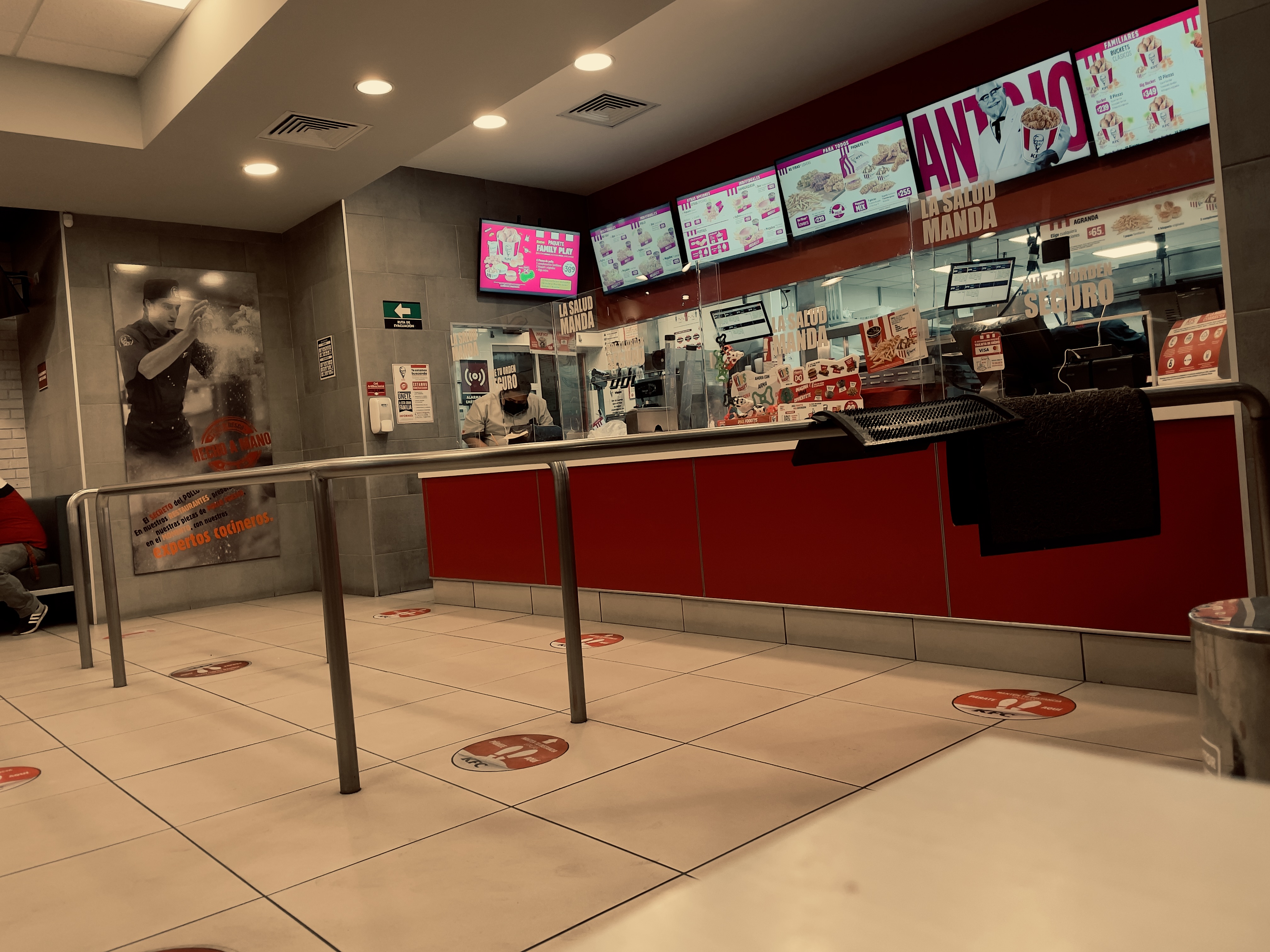 KFC image 3