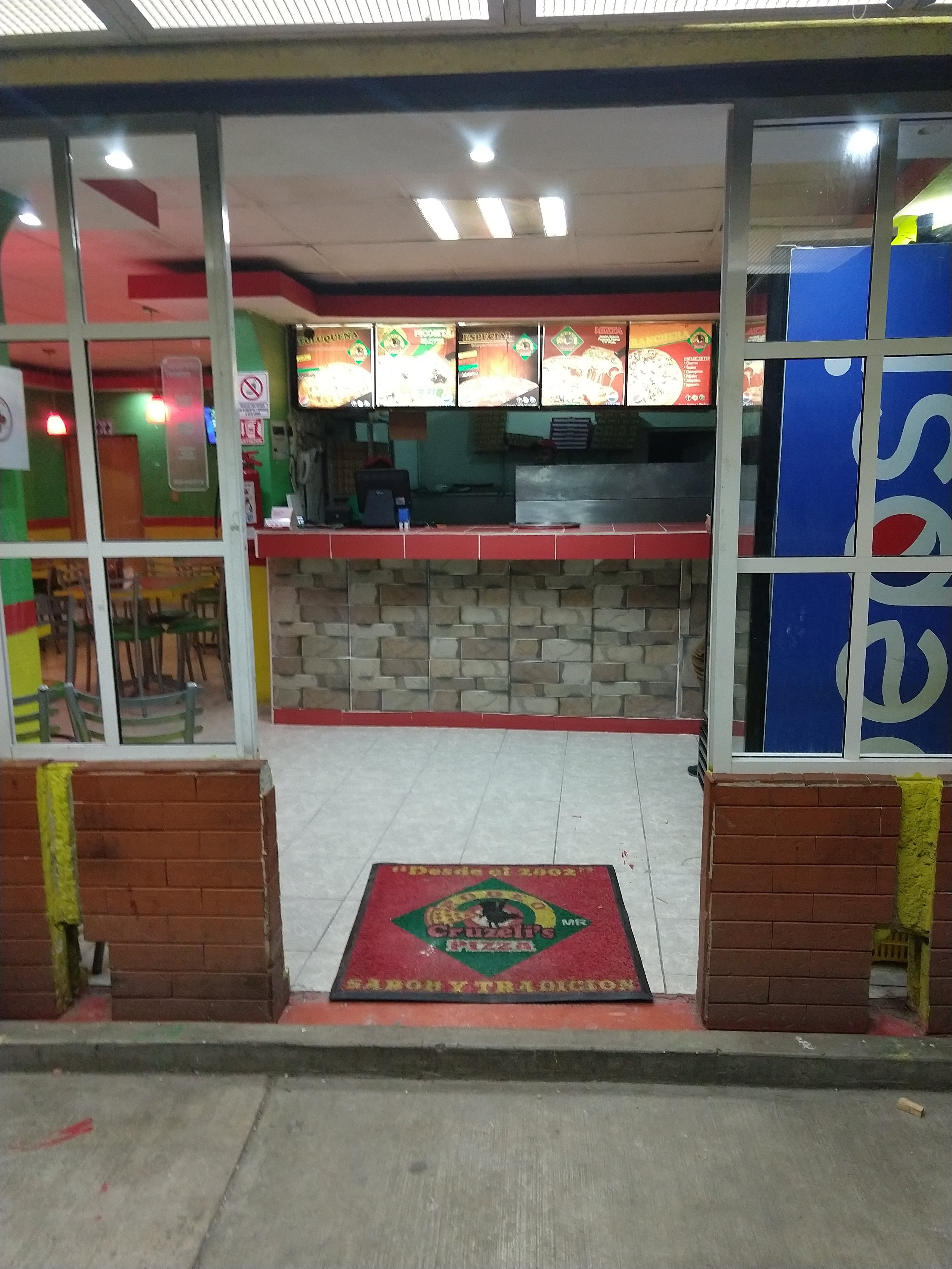 Rodeo Cruzeli's Pizza image 3