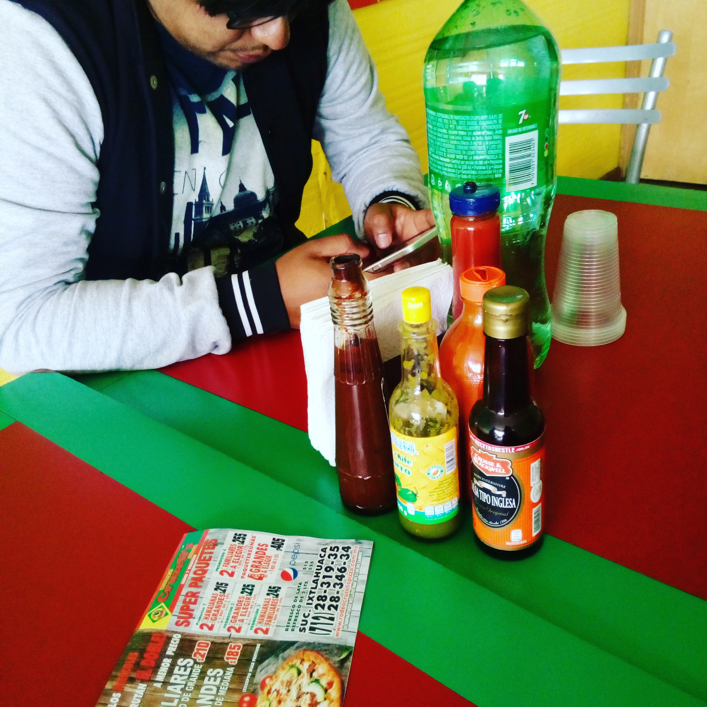 Rodeo Cruzeli's Pizza image 4