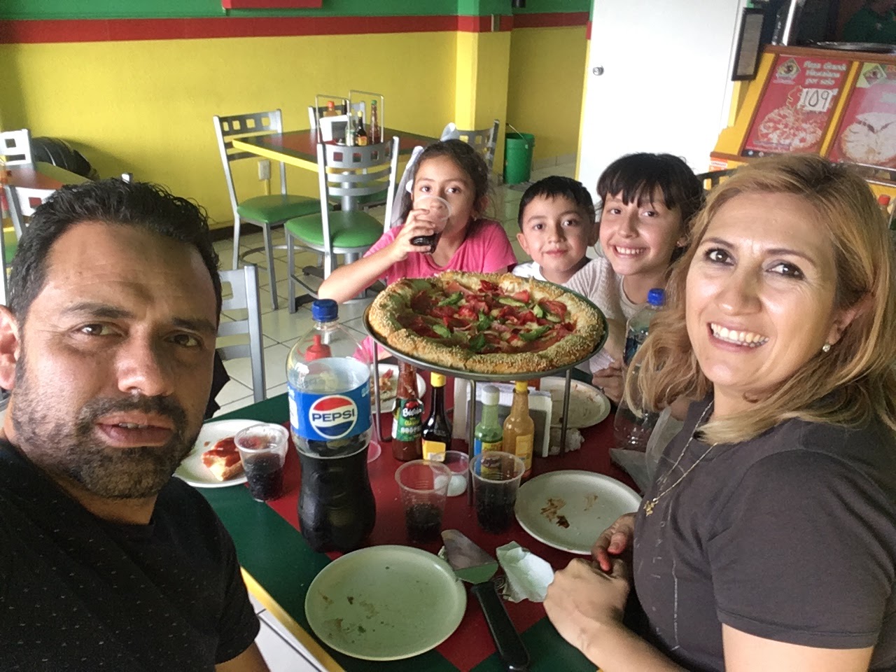 Rodeo Cruzeli's Pizza image 6