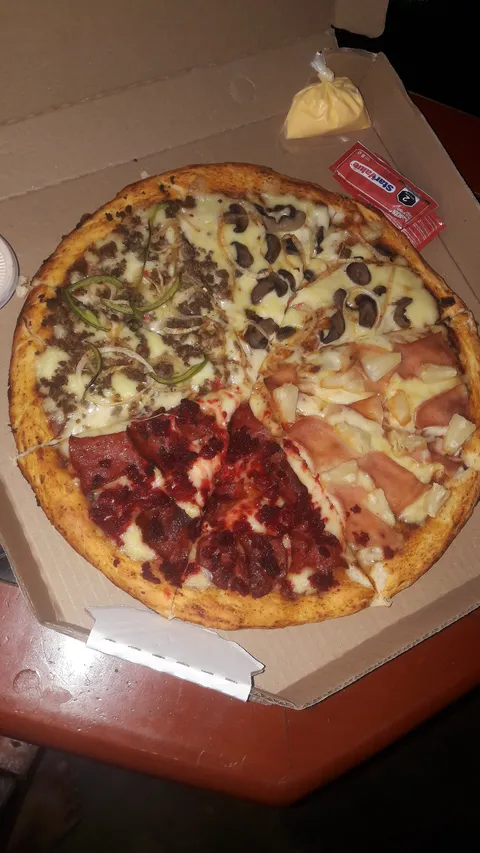 Pizzeria Axa image 7