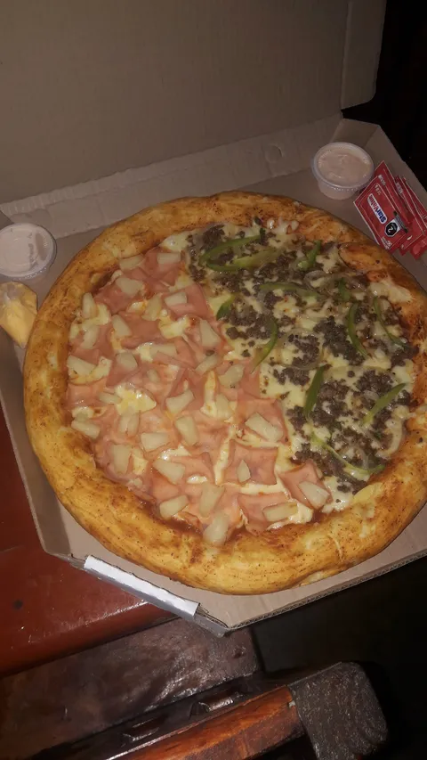 Pizzeria Axa image 8