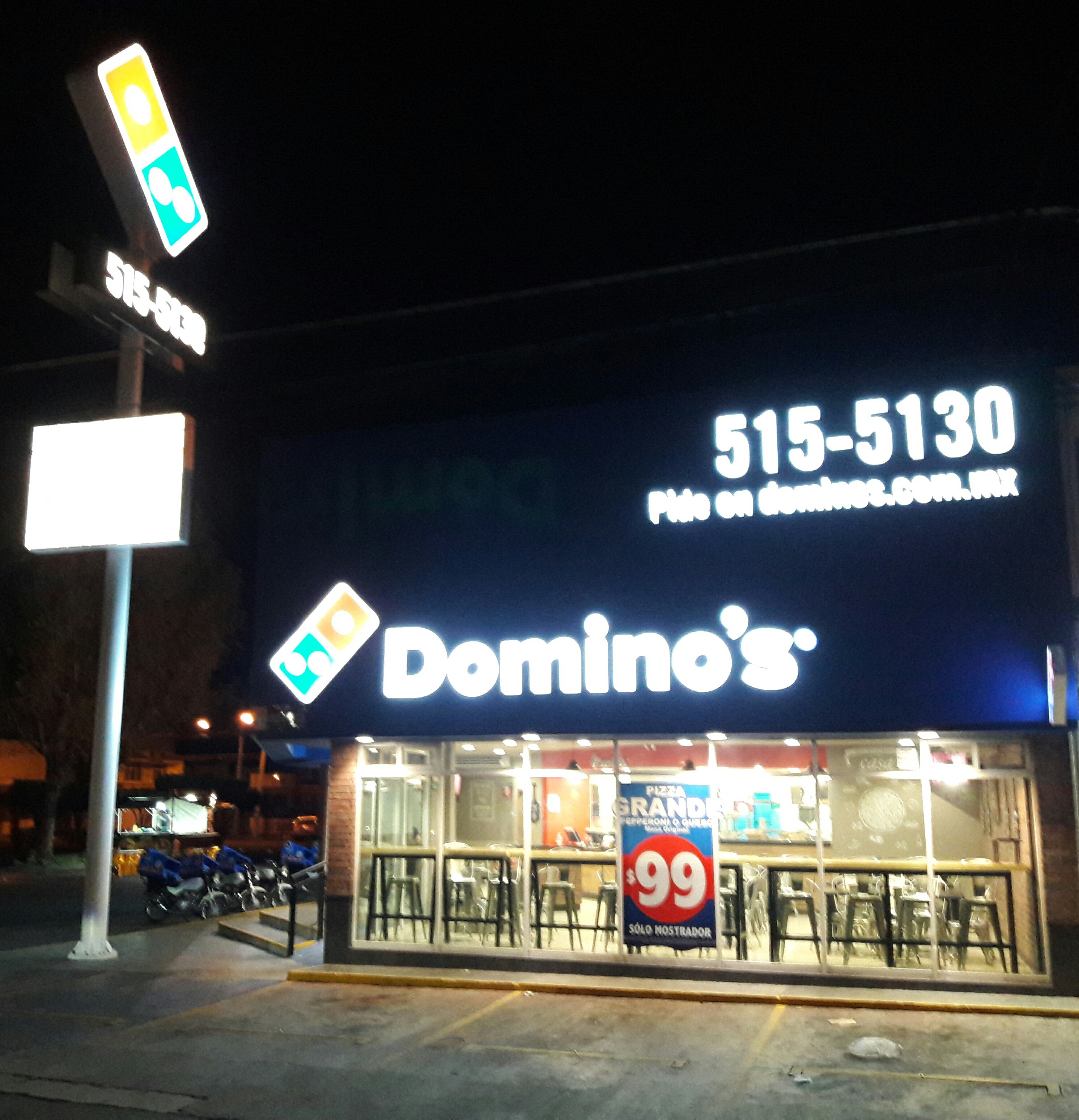 Domino's Pizza image 8