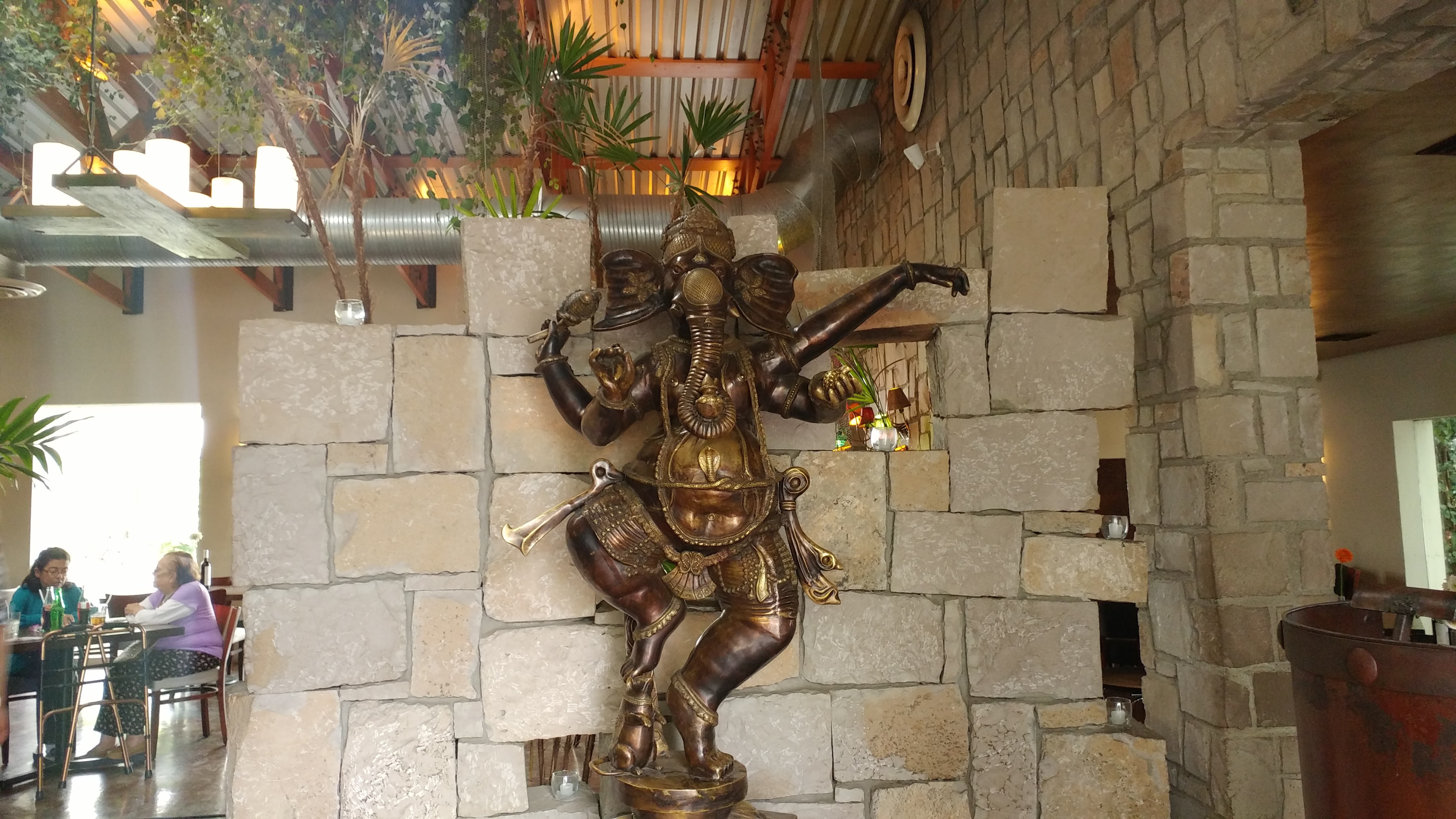 Bistro Garden image 8