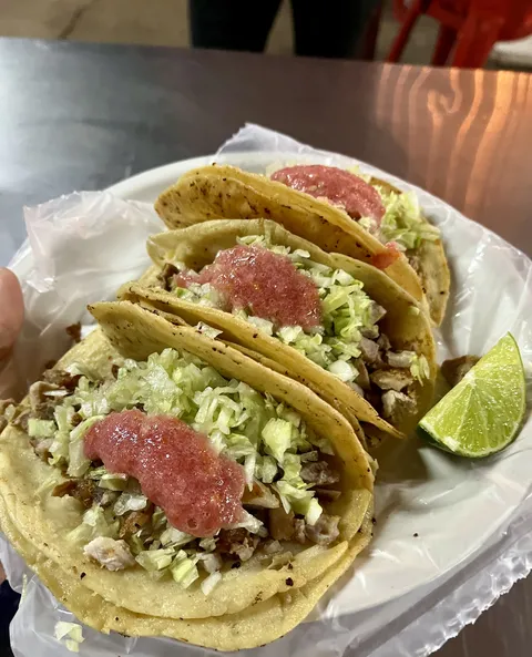 Tacos del Seguro image 1