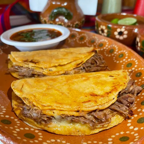 La Cabaña Birria Y Cabeza image 2