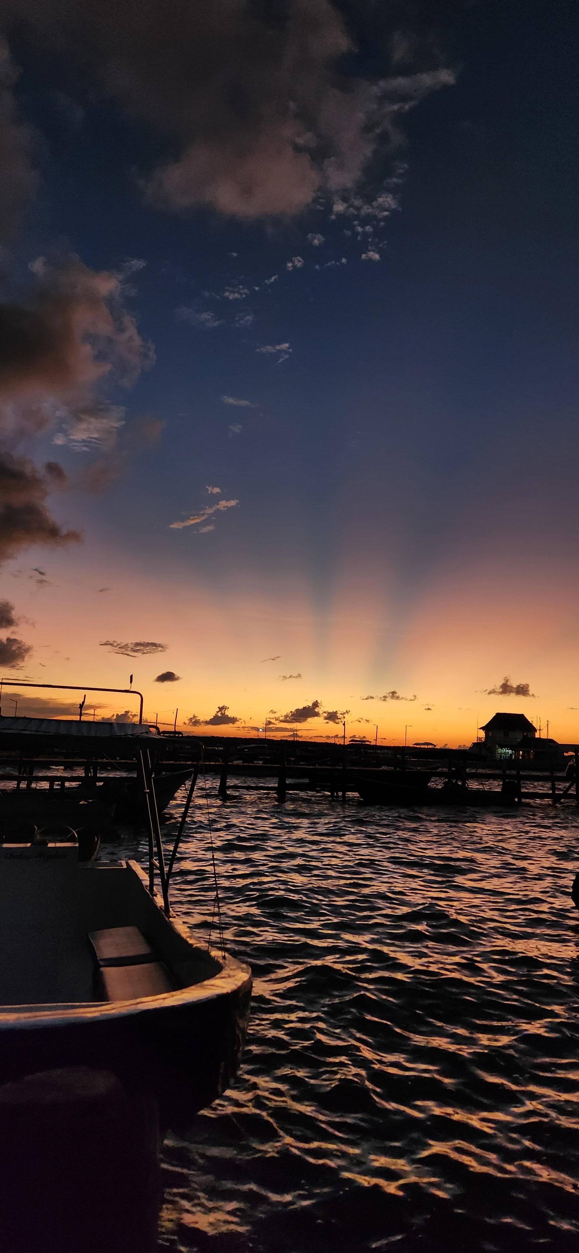 Restaurante “El puerto” image 6