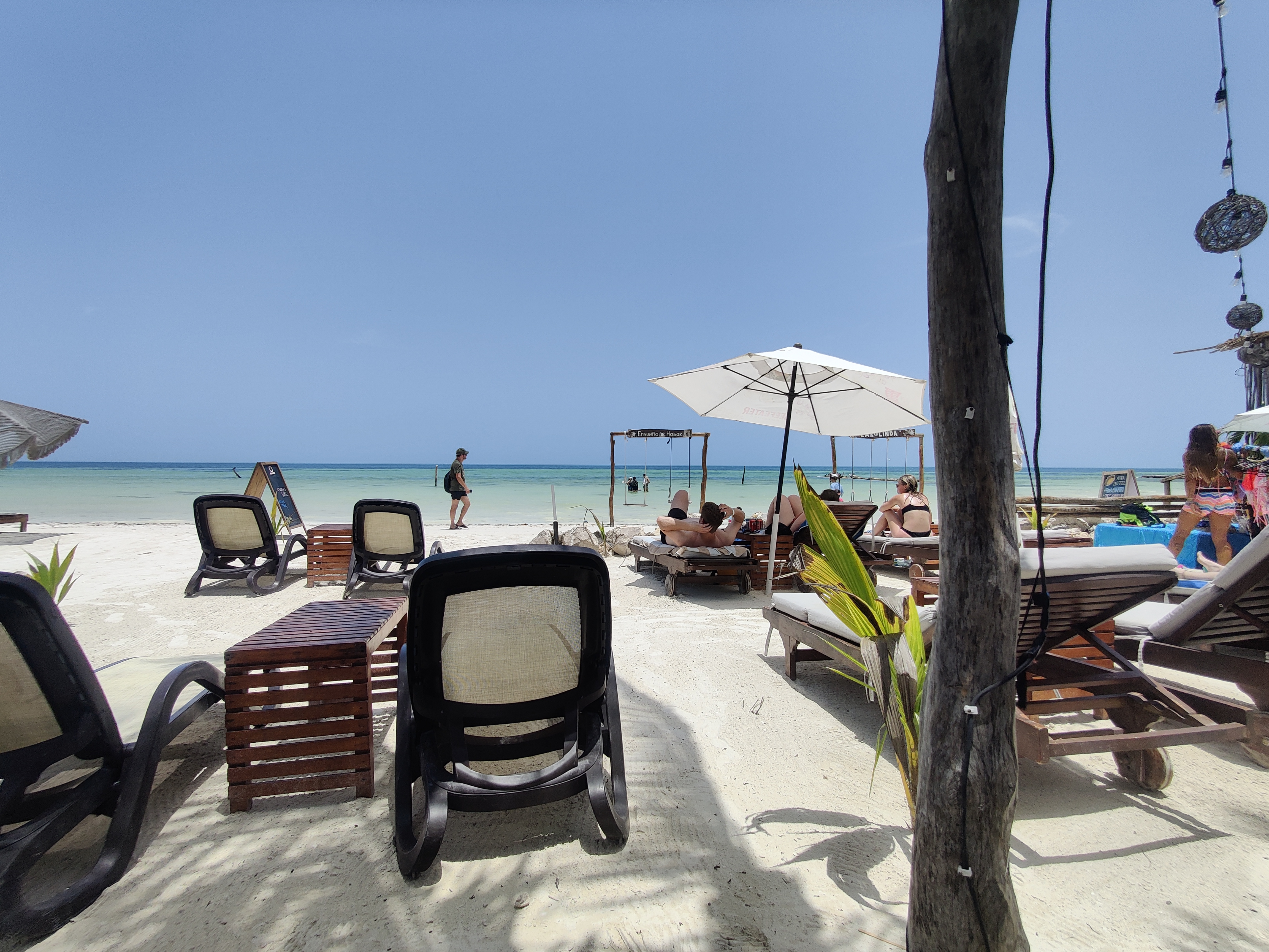 Carolinda Beach Club image 1