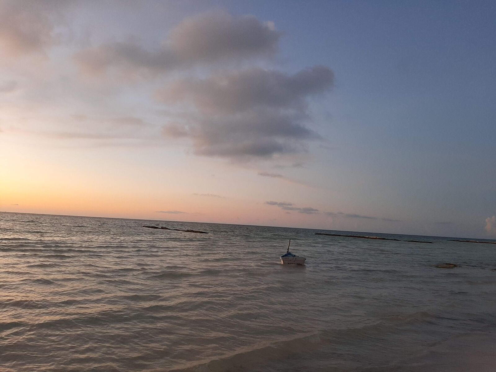 Carolinda Beach Club image 9