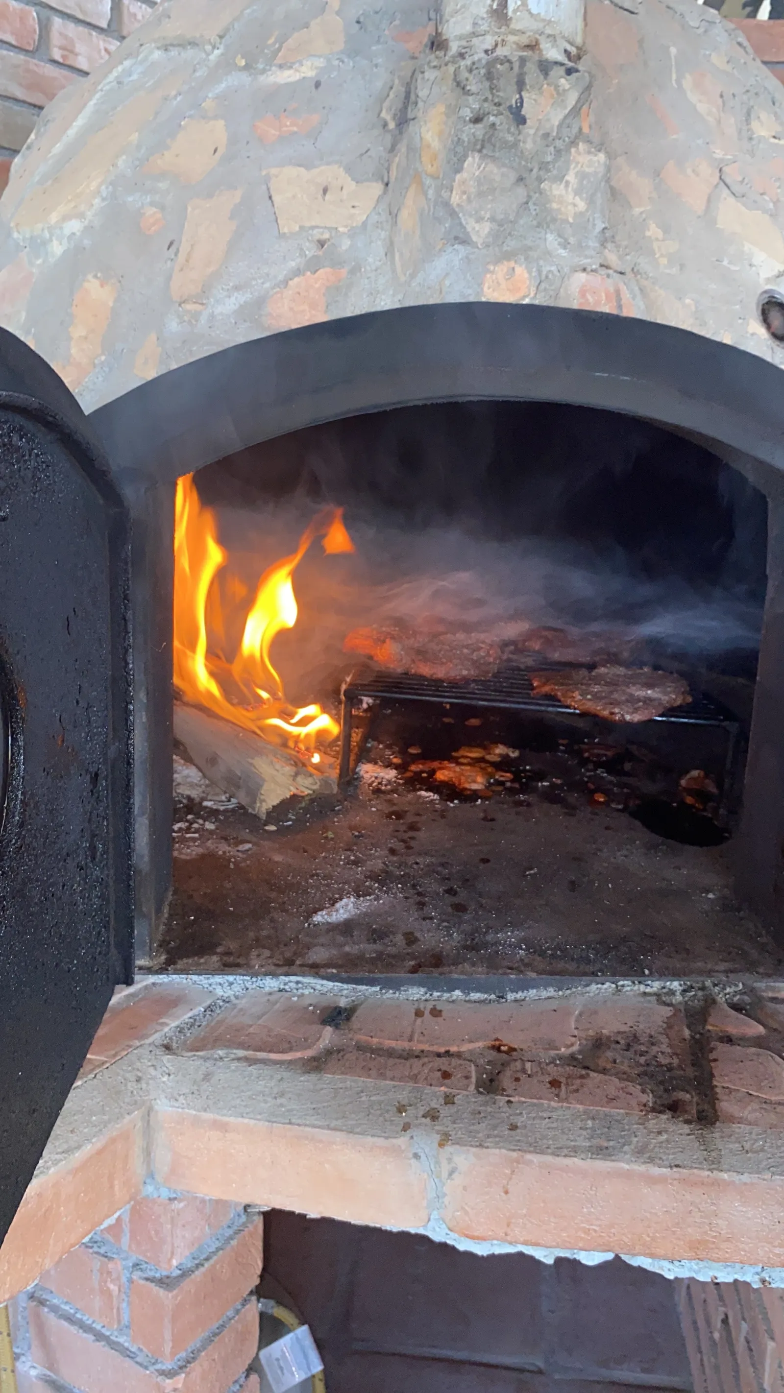 El General | Meat, drinks and grill image 7