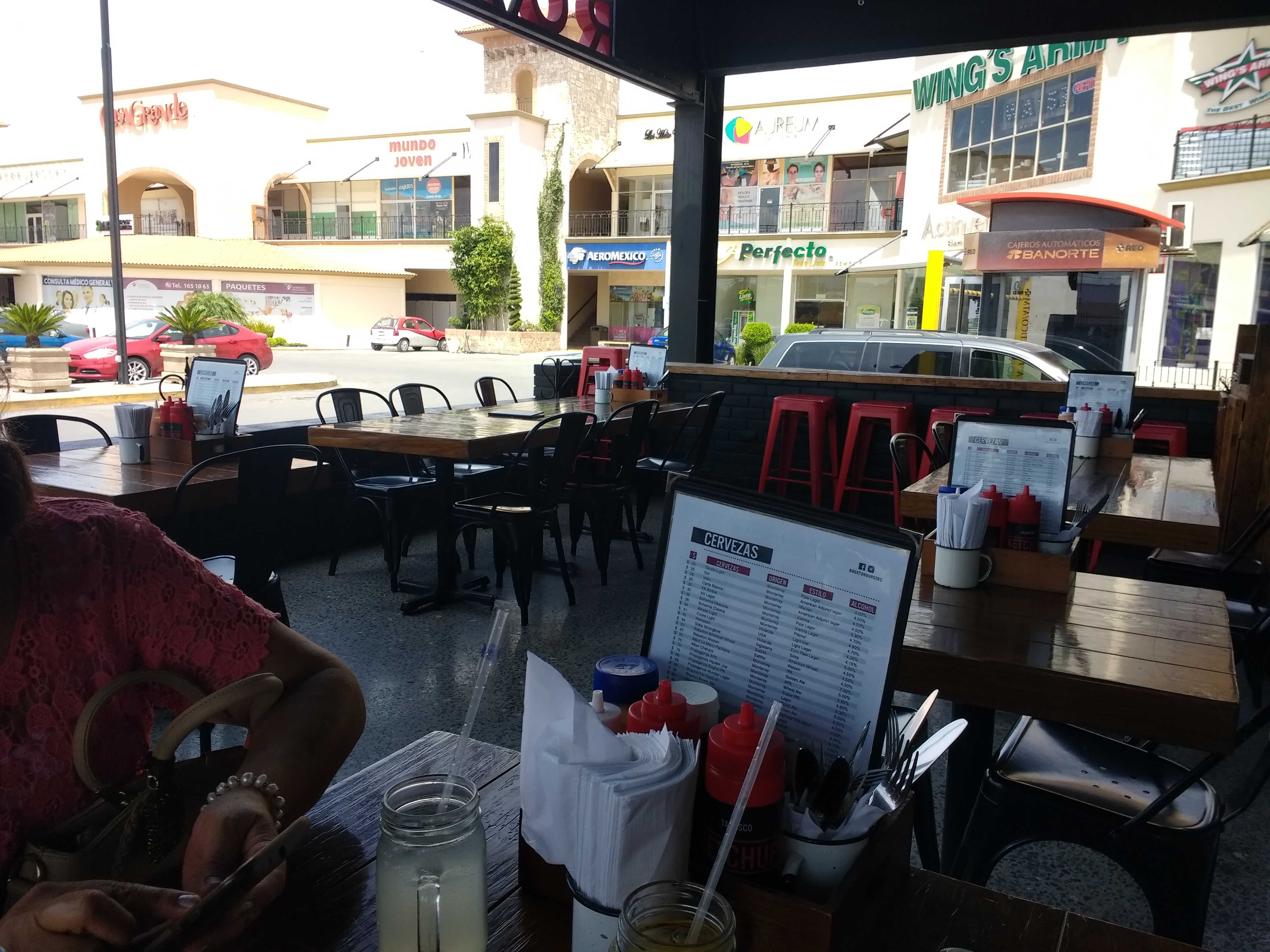 Broxton Burgers & Beers image 1