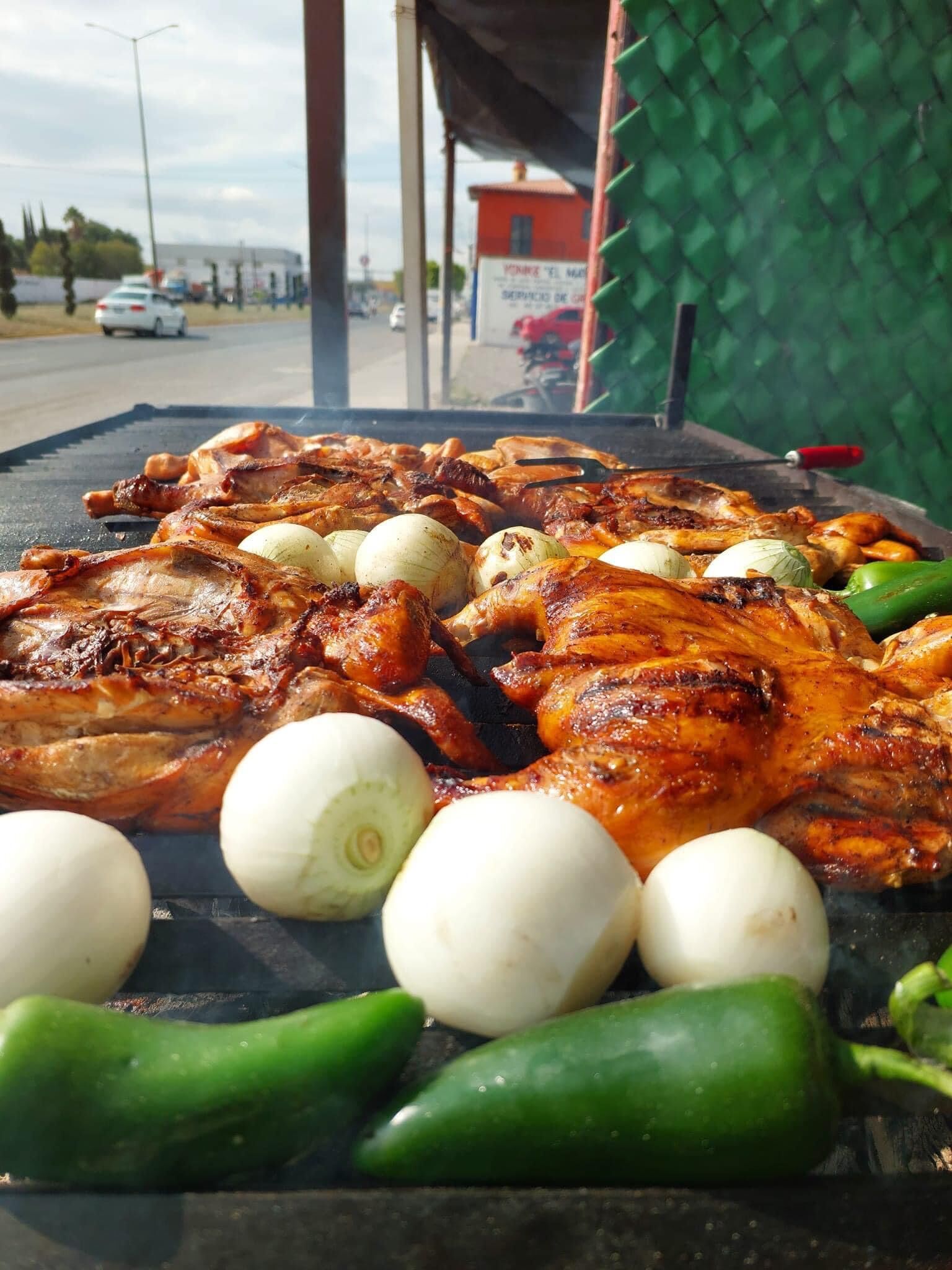 Pollos Asados "El Roque" image 2