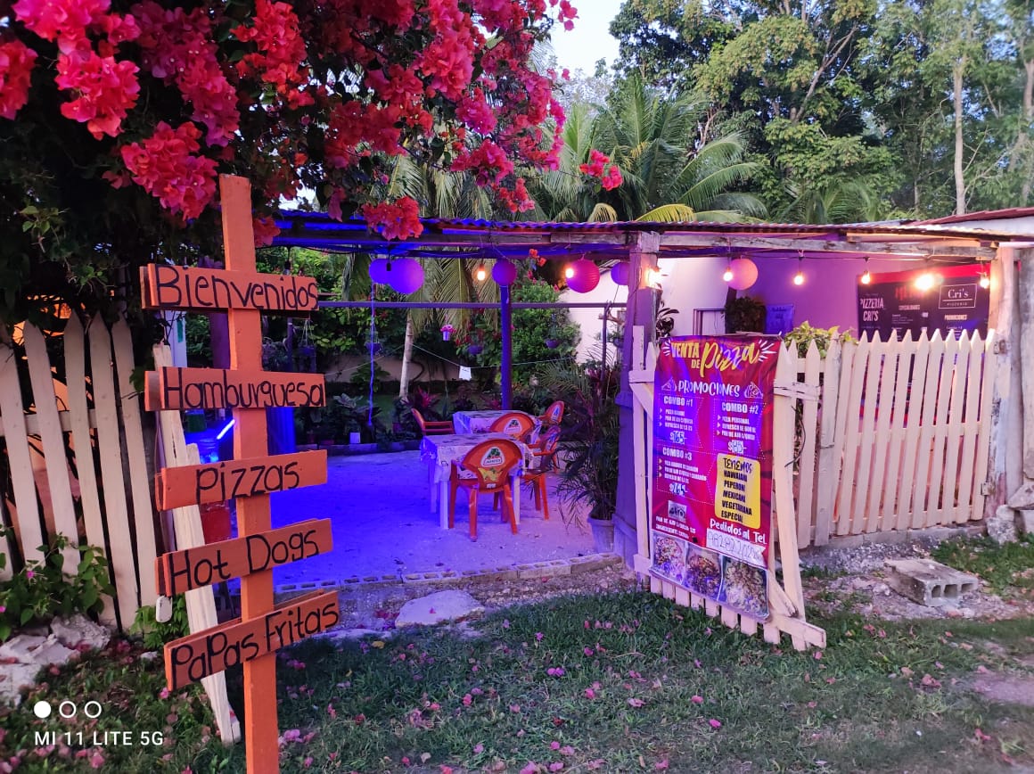 Pizzería CRI'S image 3