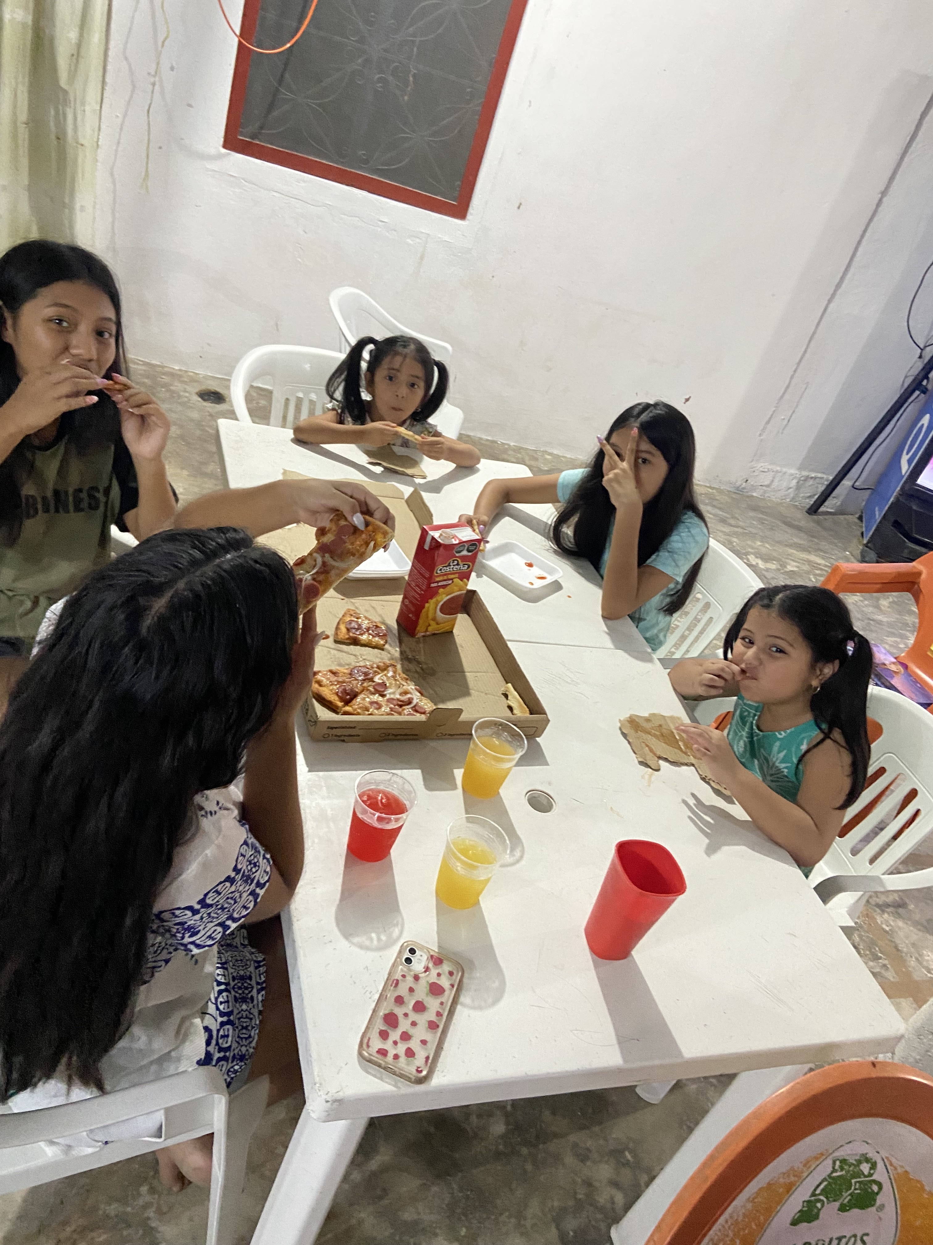 Pizzería CRI'S image 6