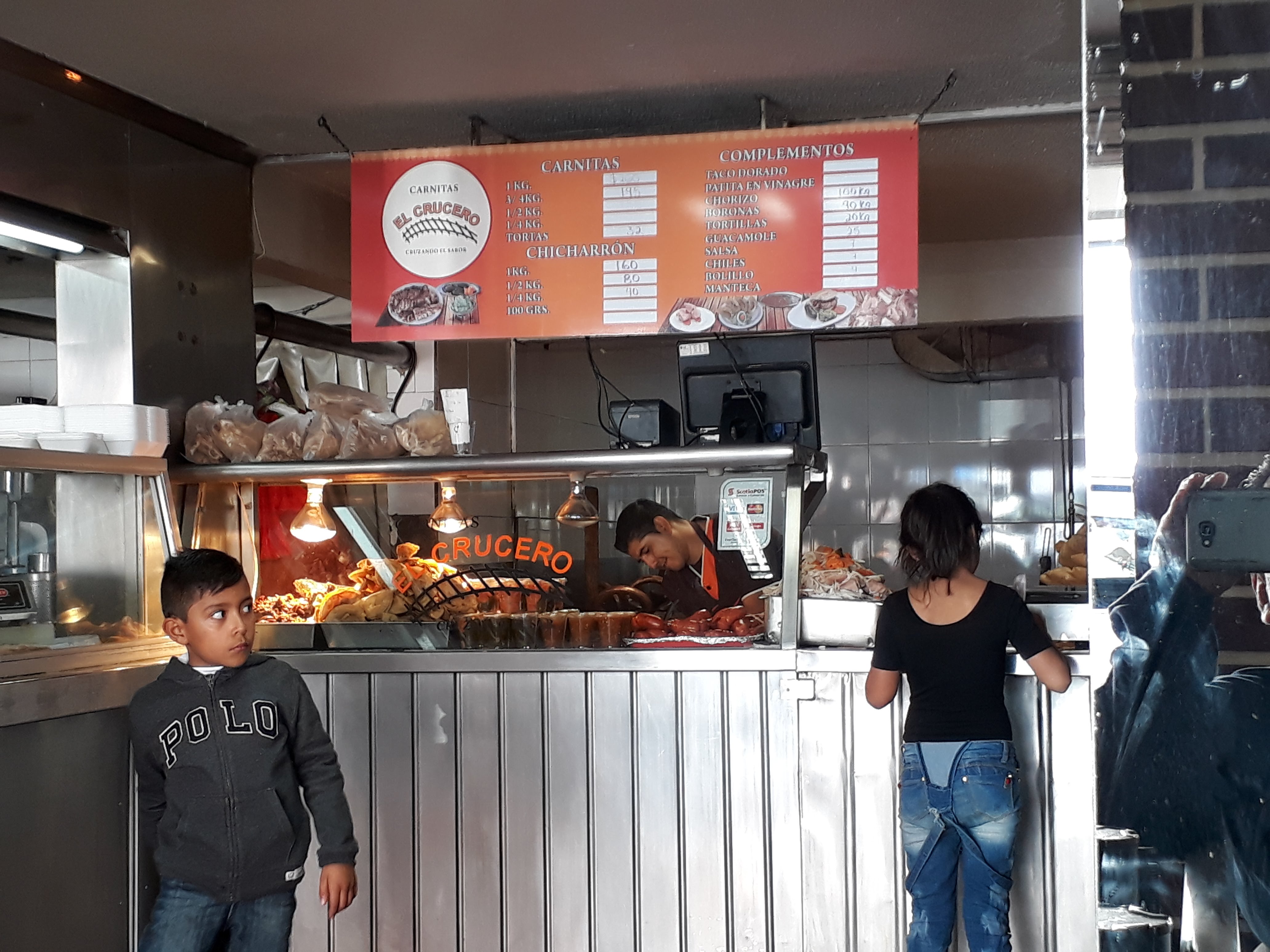 Carnitas El Crucero image 1