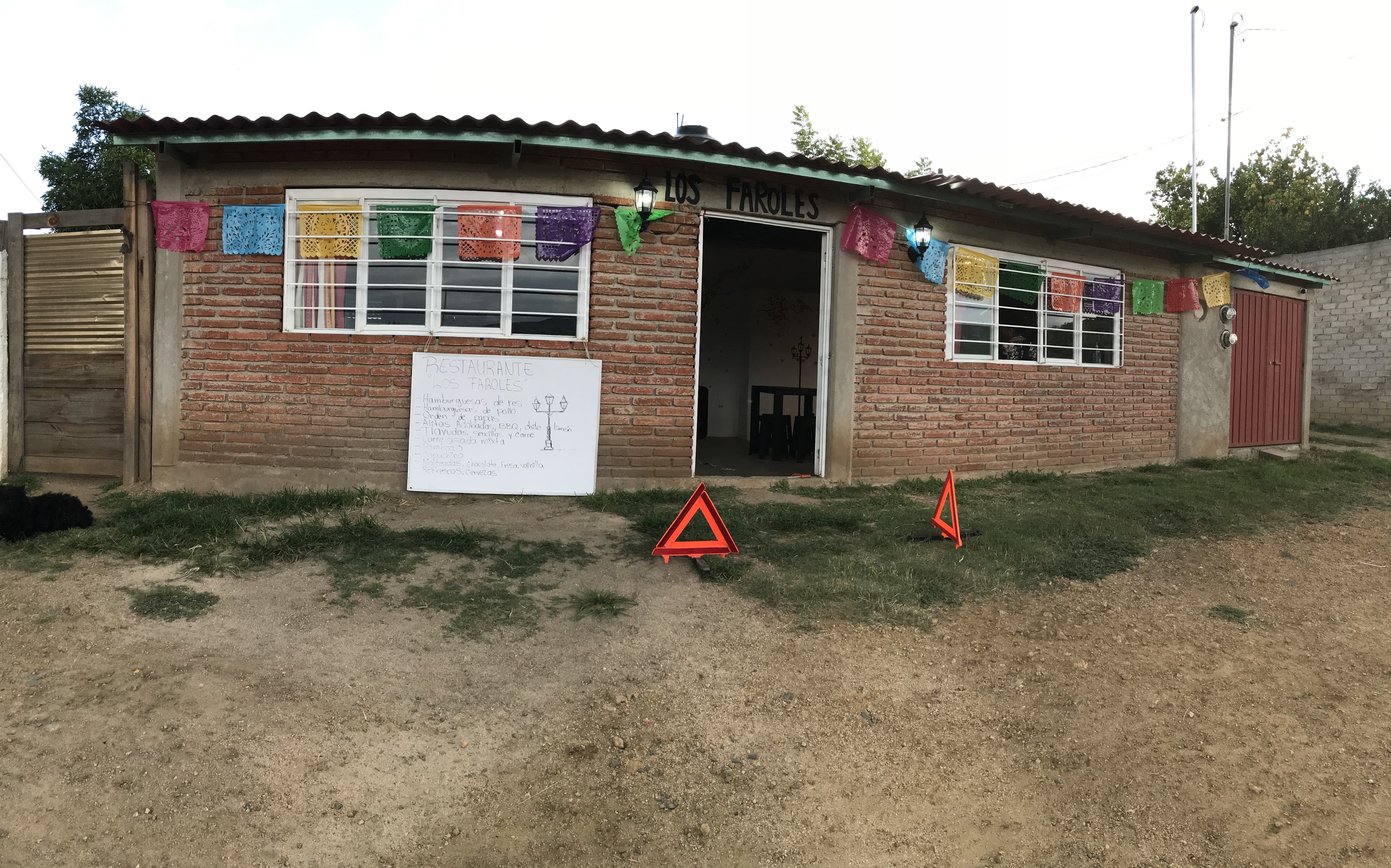 RESTAURANTE LOS FAROLES image 3