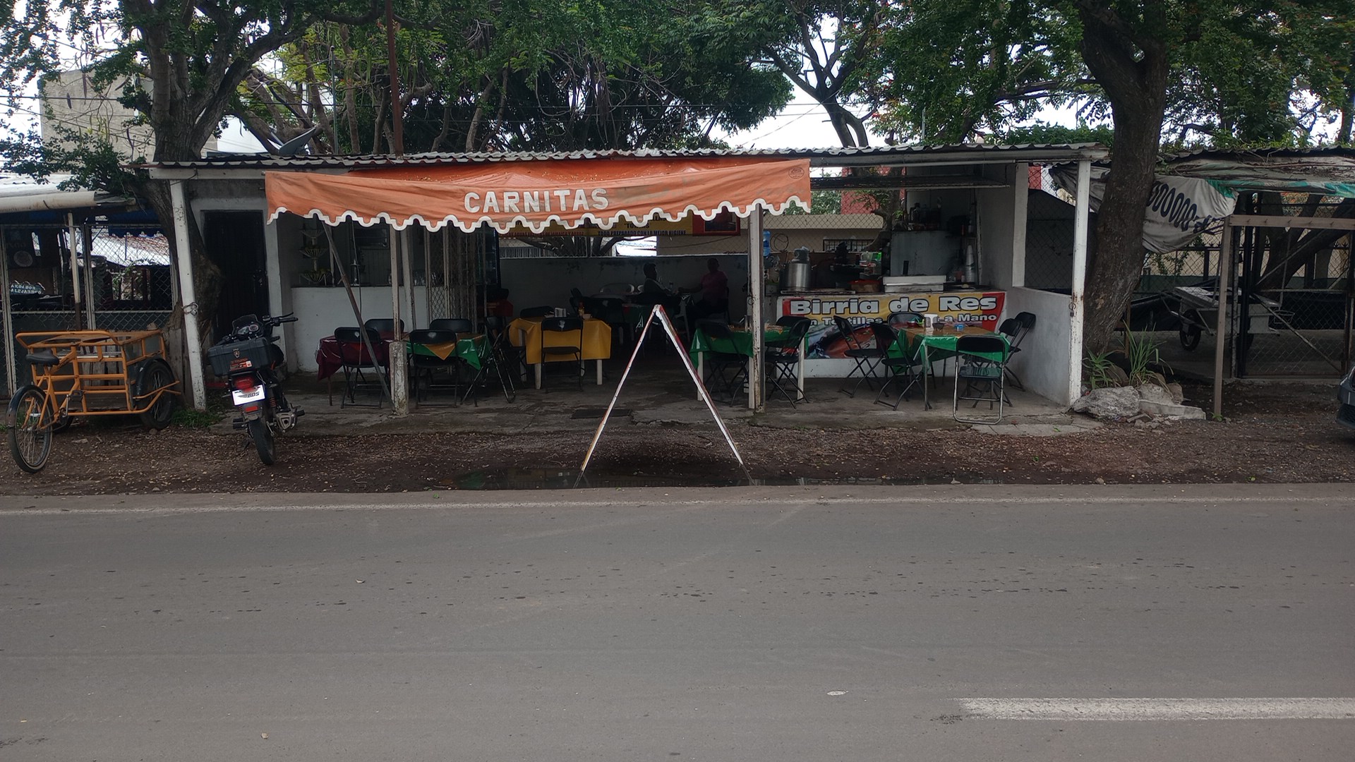 Taquería Pepe reyes y birrirea Timoteo image 1