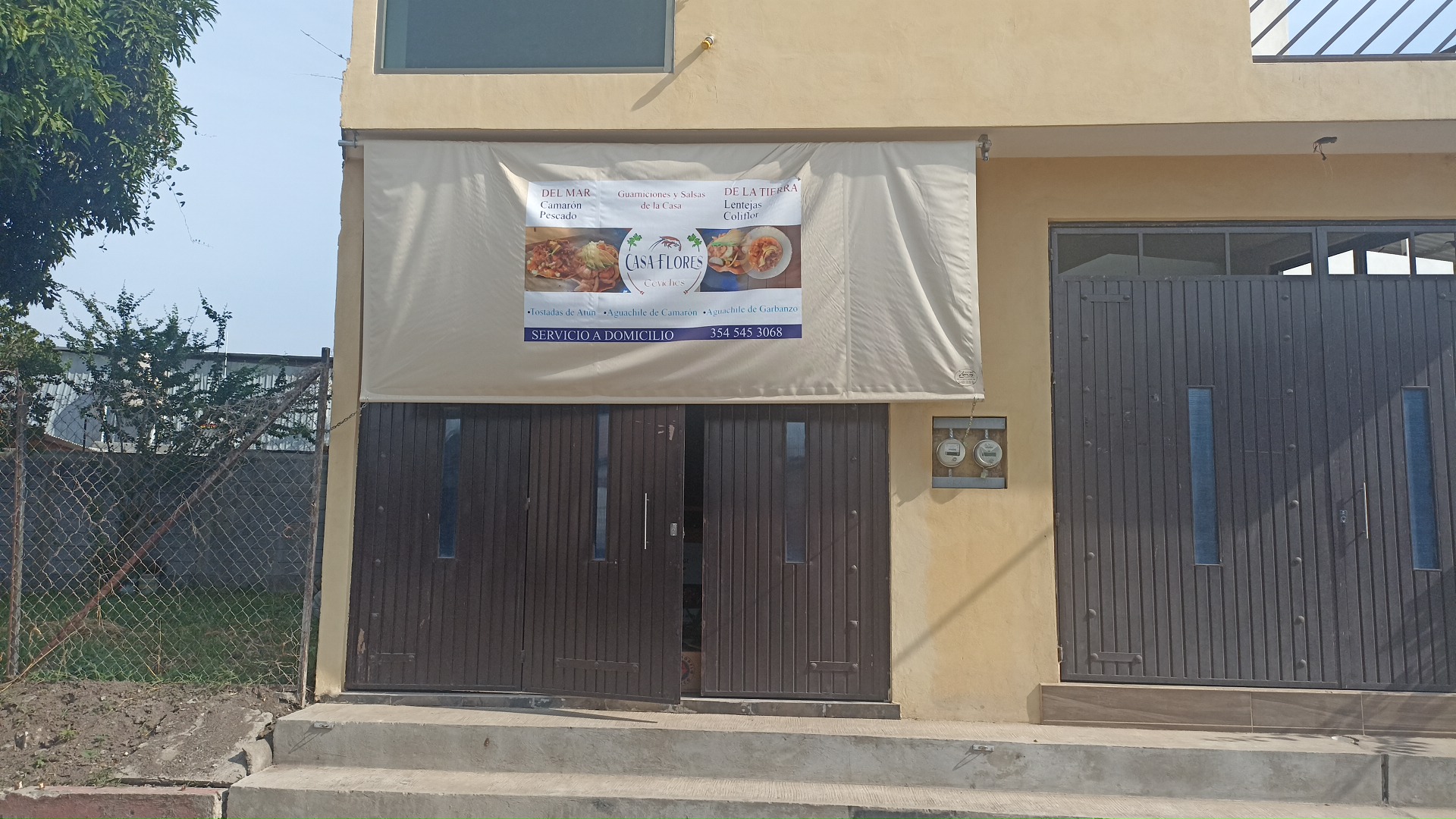 Casa Flores Ceviches image 1