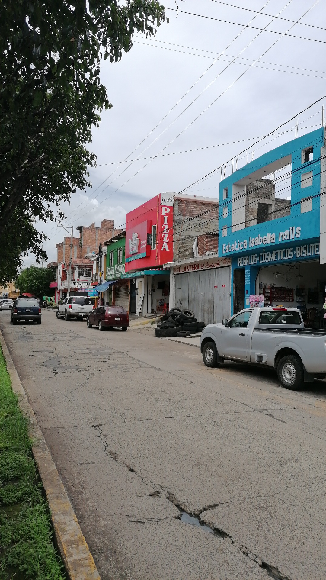 D’Gusta Pizza image 5