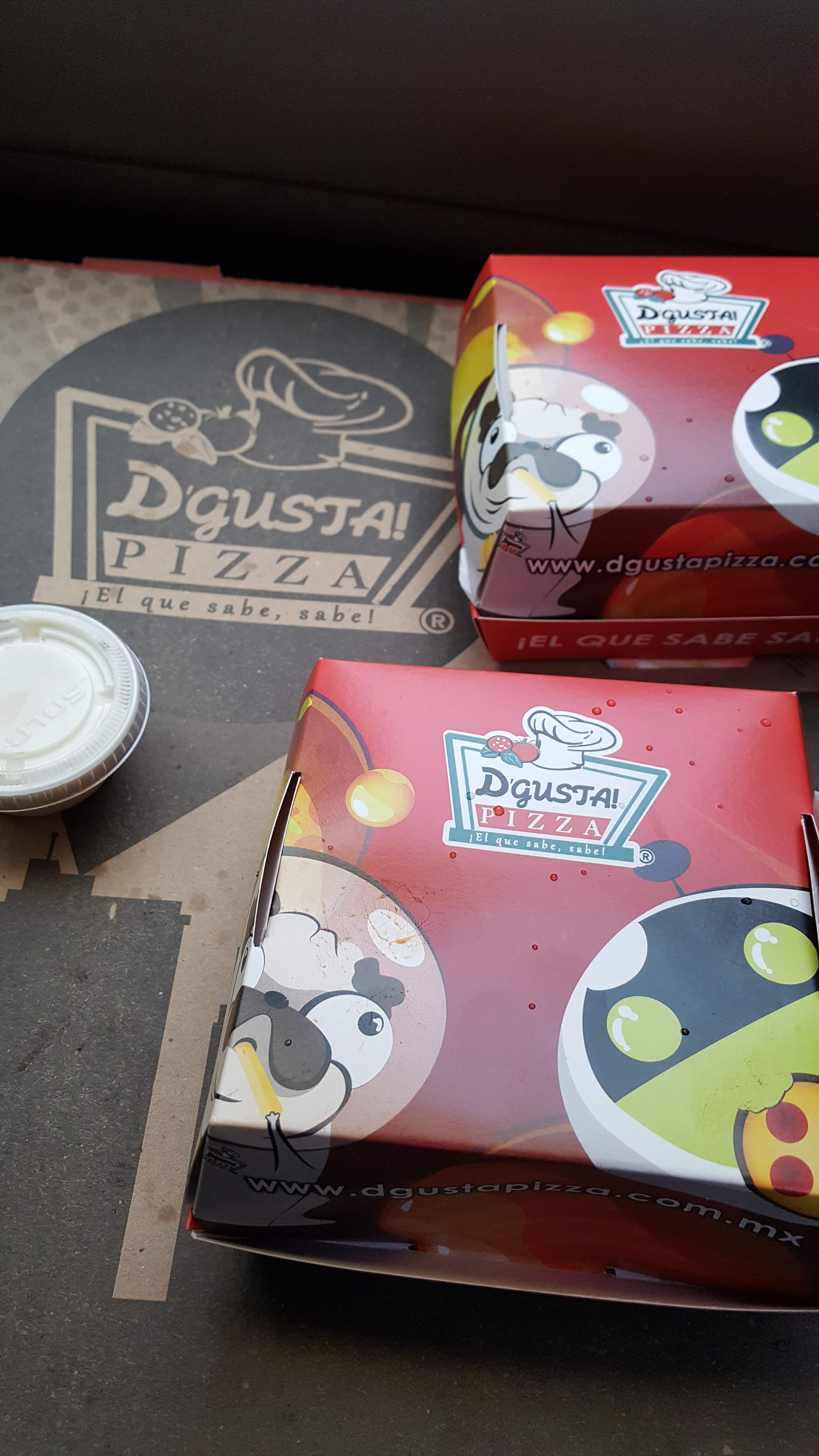 D’Gusta Pizza image 7