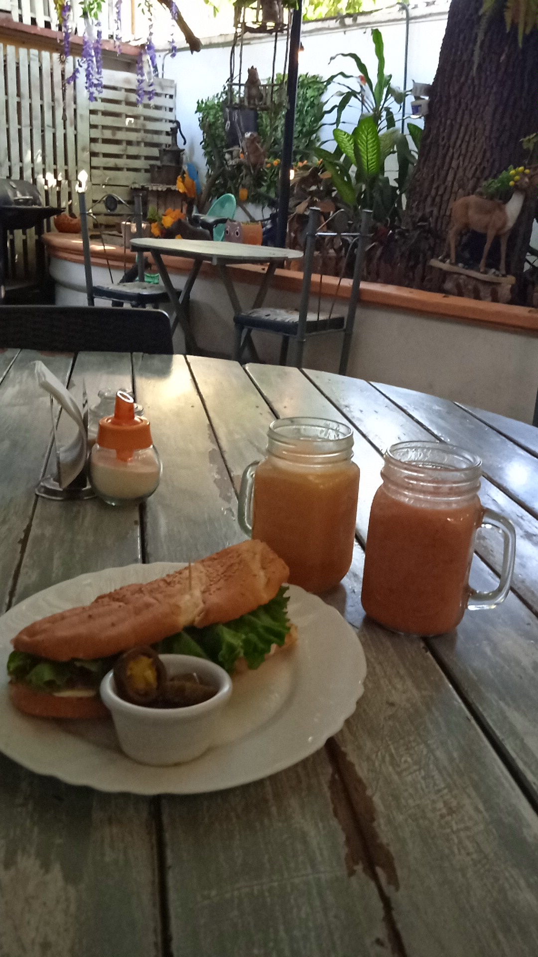 Olivas y Popeyes image 5