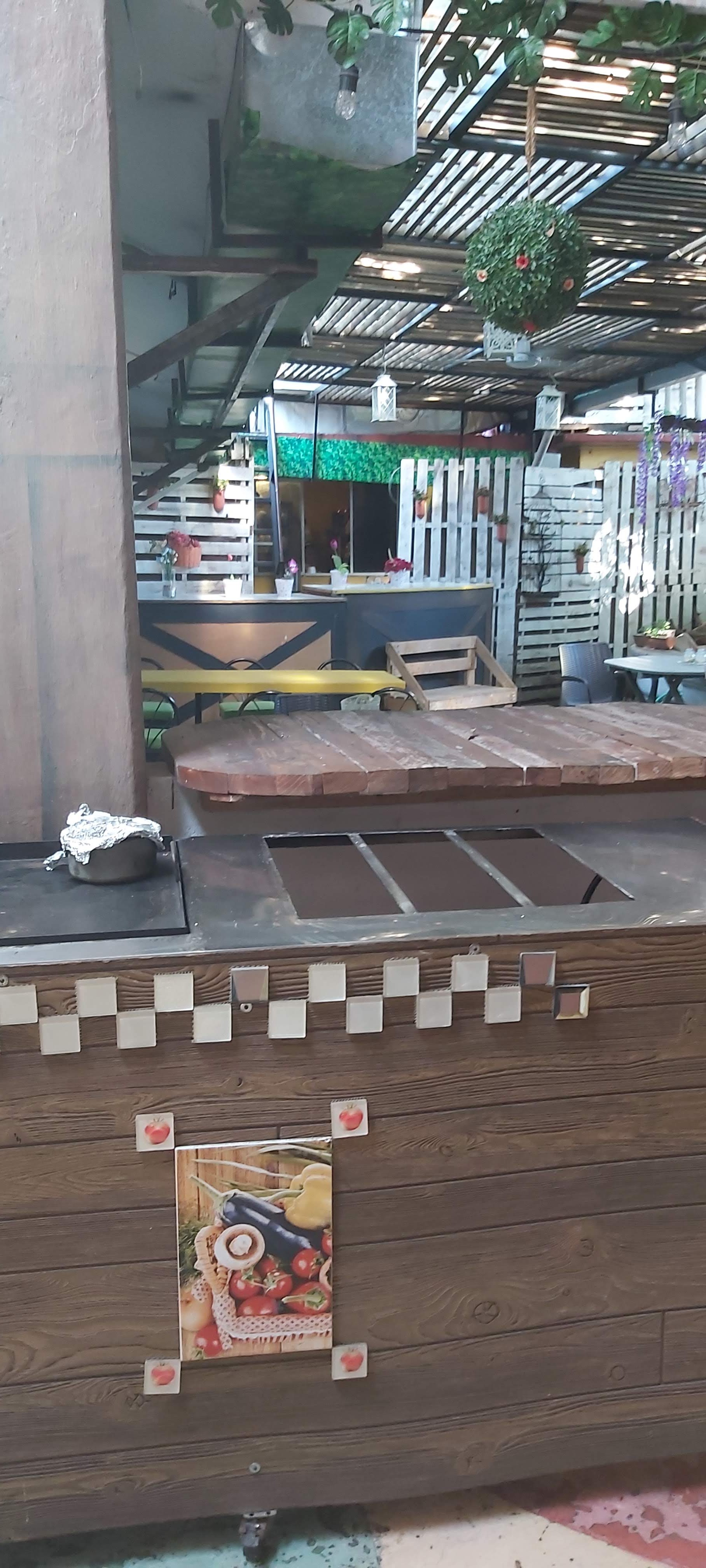 Olivas y Popeyes image 8