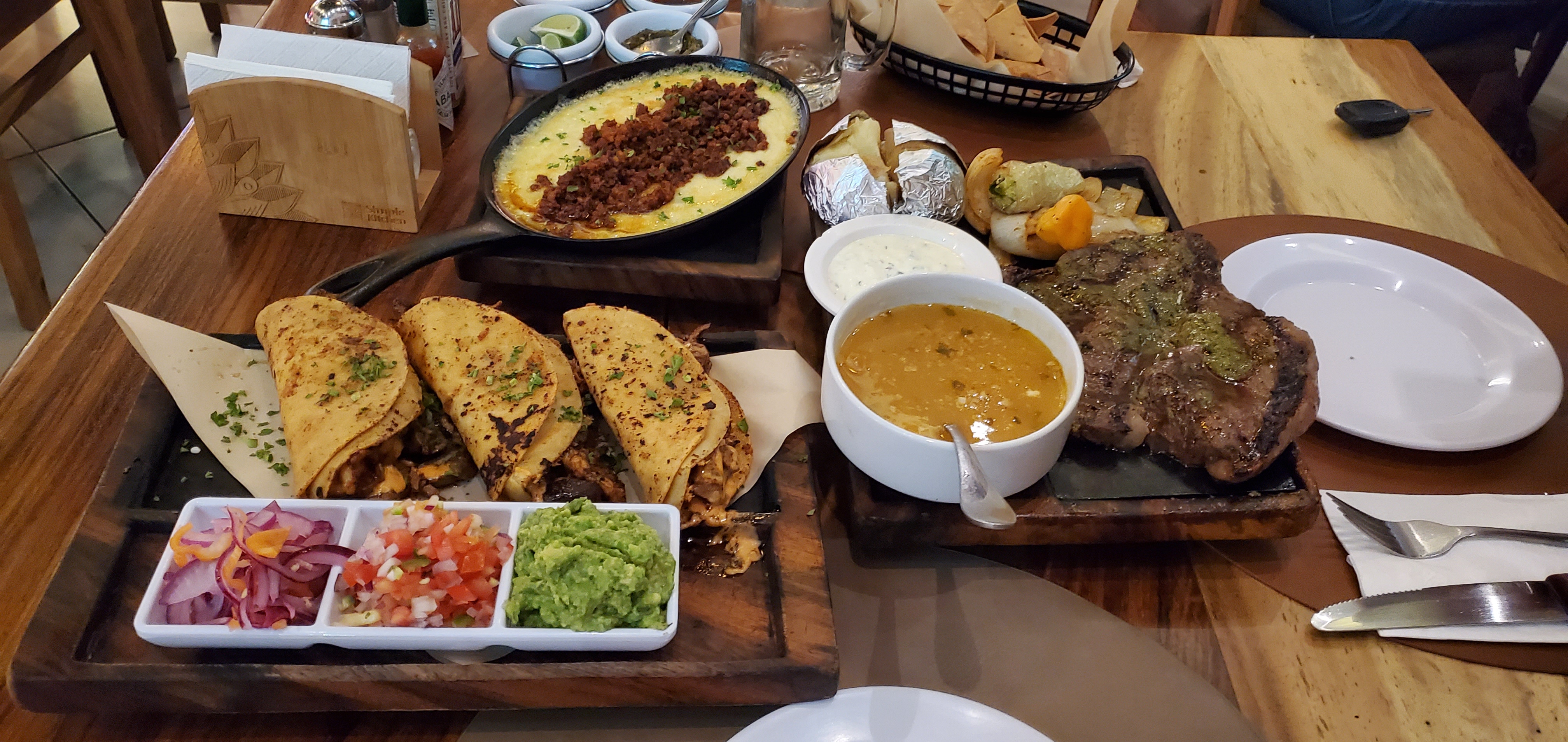 La Finca Steakhouse image 9