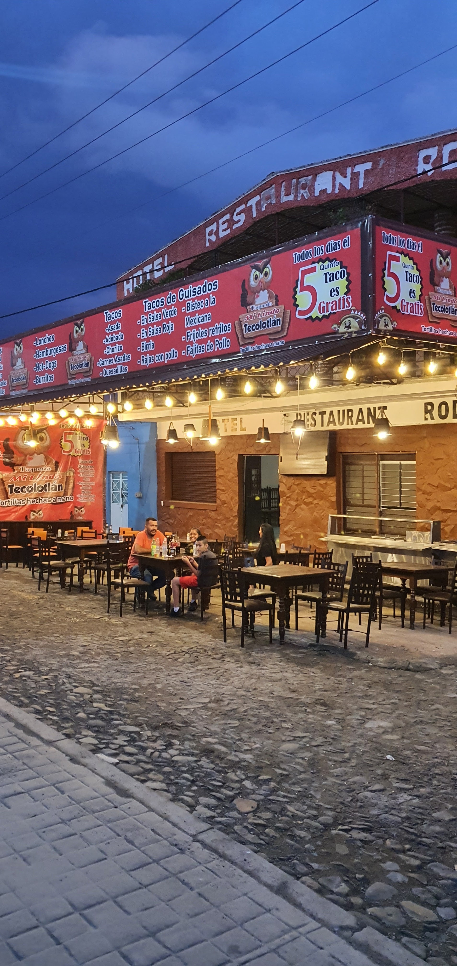 Taqueria ni lindo Tecolotlan image 4