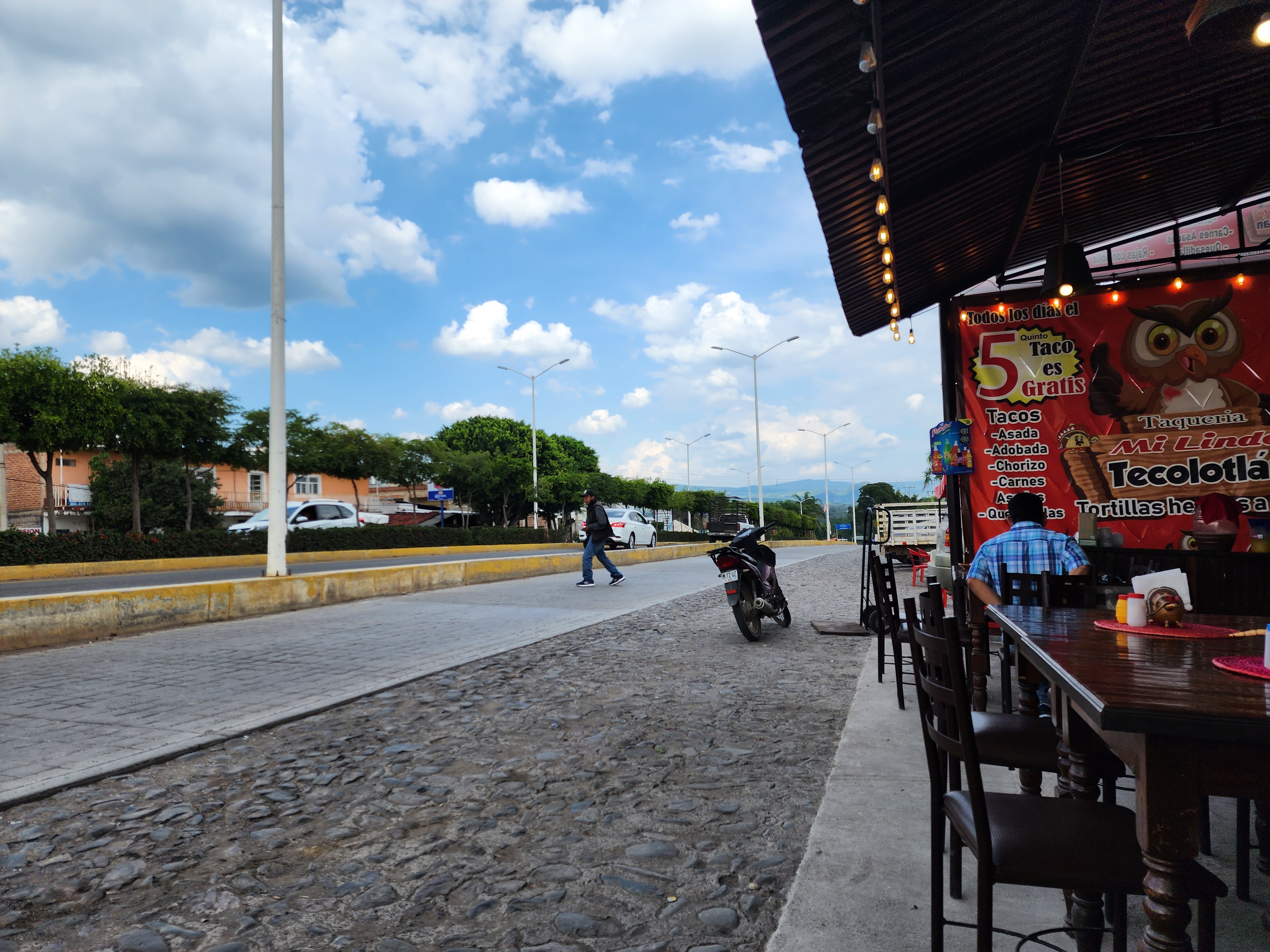 Taqueria ni lindo Tecolotlan image 9