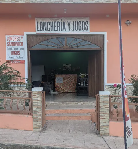 Loncheria y Jugos image 2