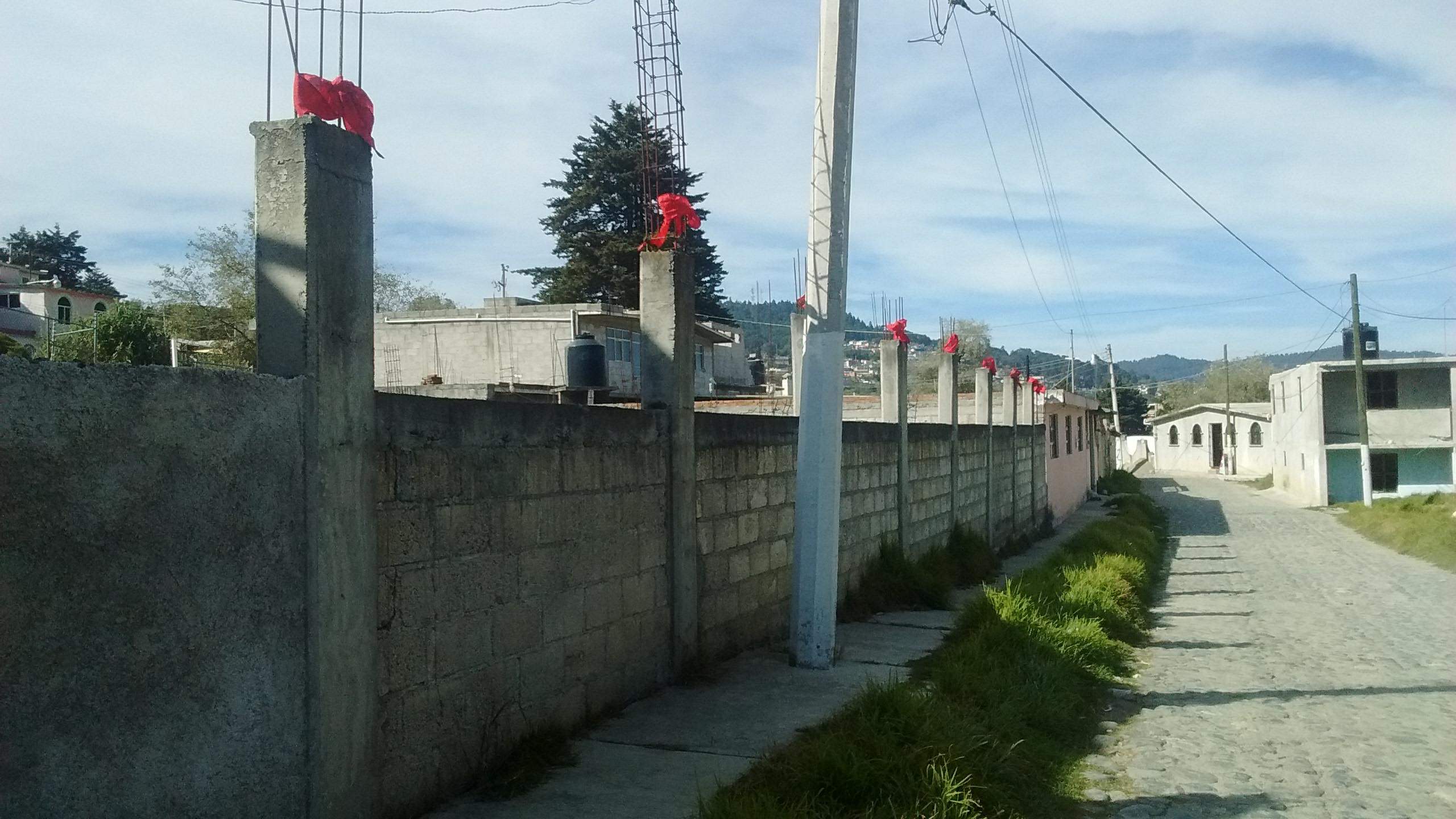 Black and White Restaurant image 9