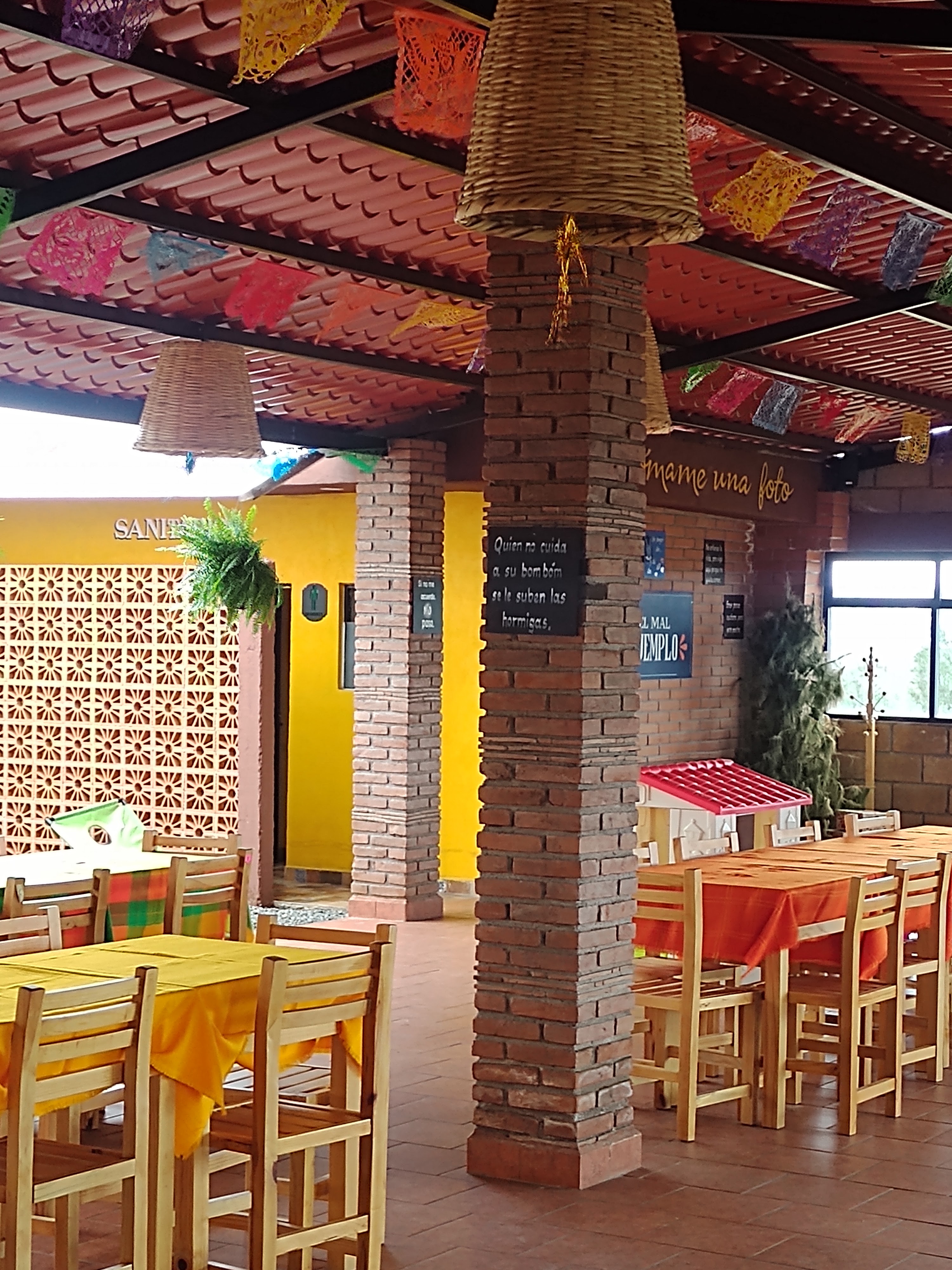 El Mal Ejemplo image 3