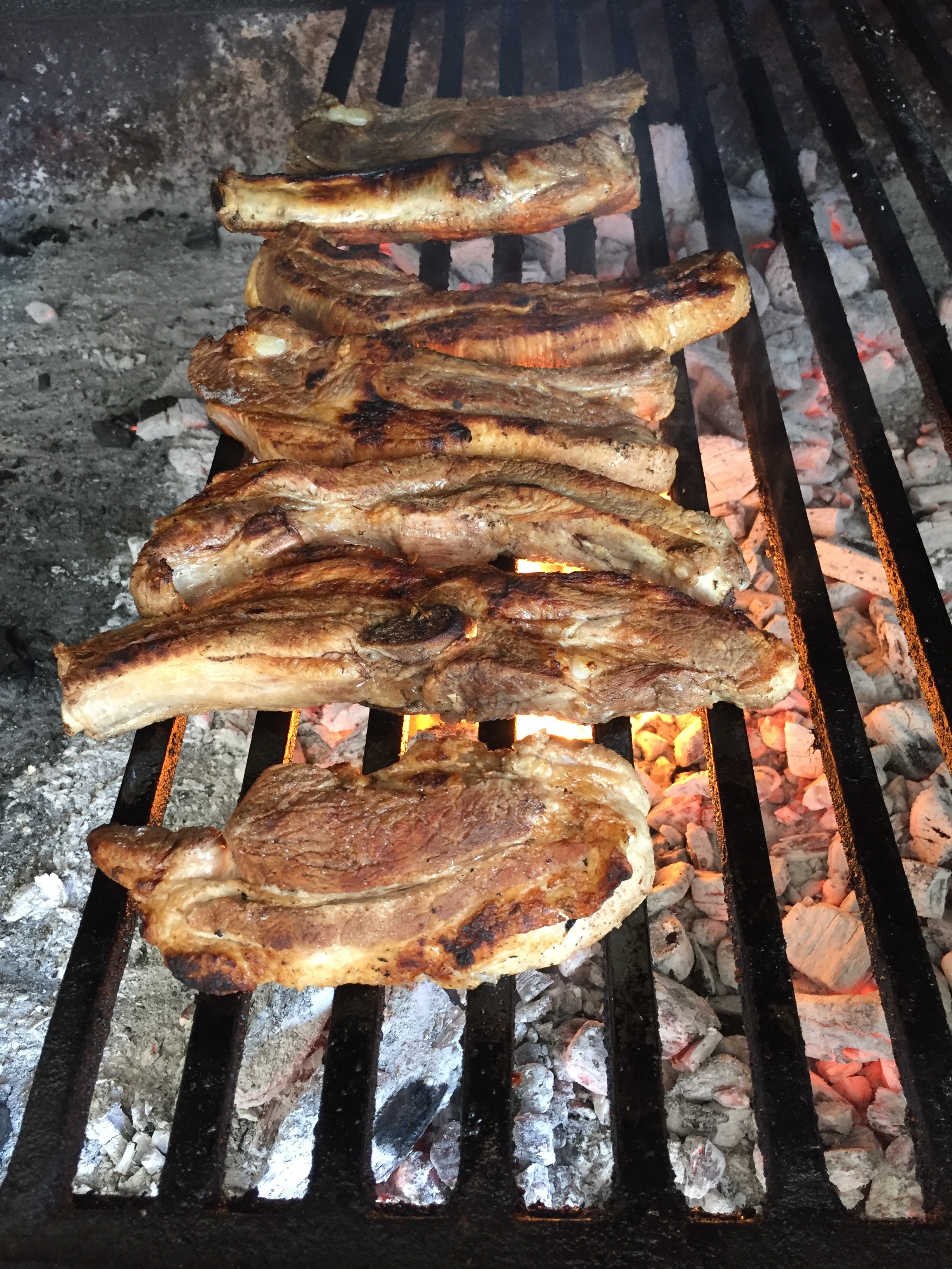 EL ASADOR “Pollos y Costillas” image 5