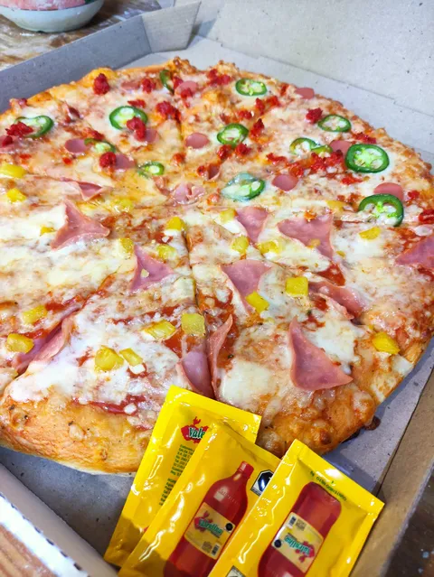 Authentic Pizza image 3