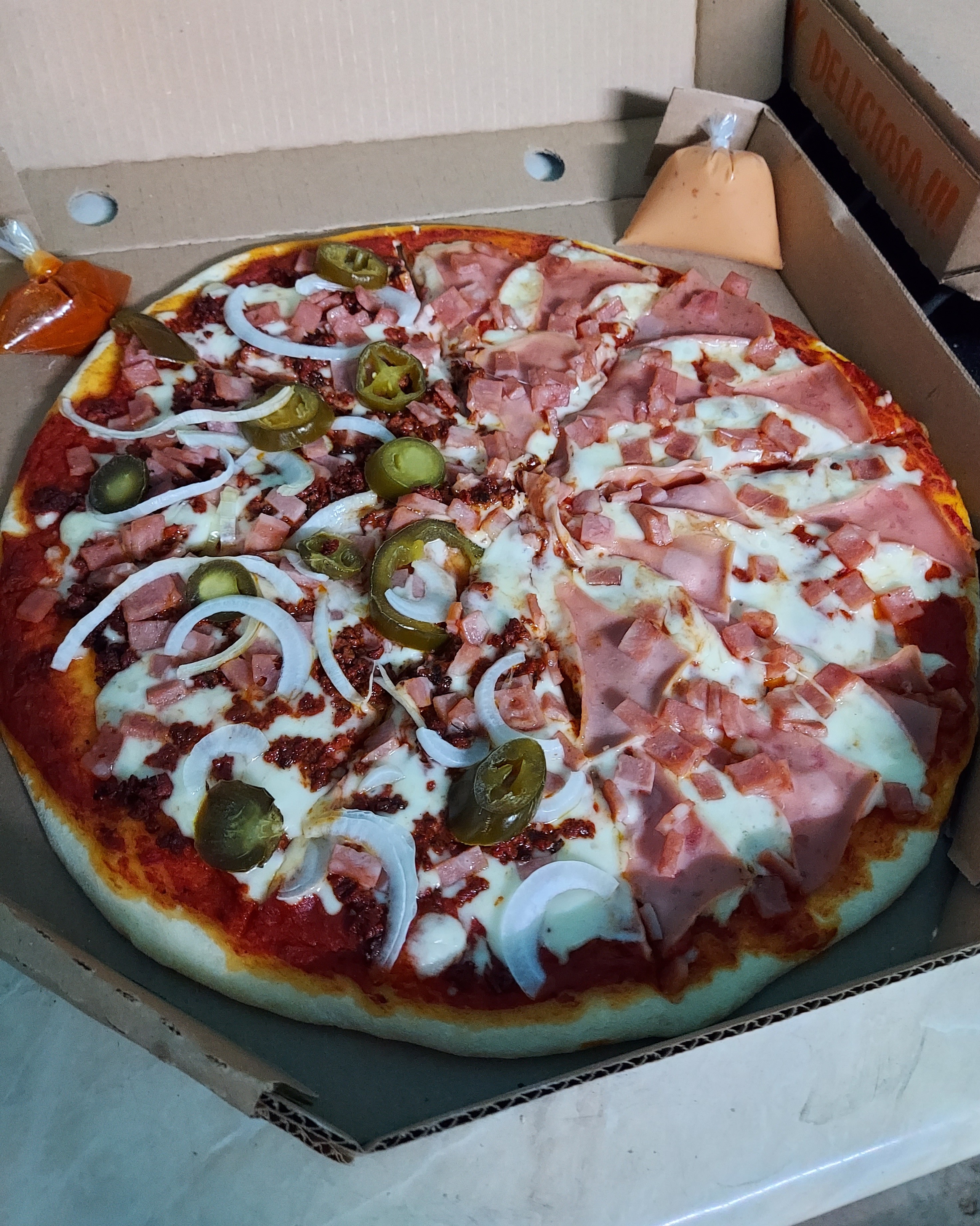 Lugo's Pizza image 7