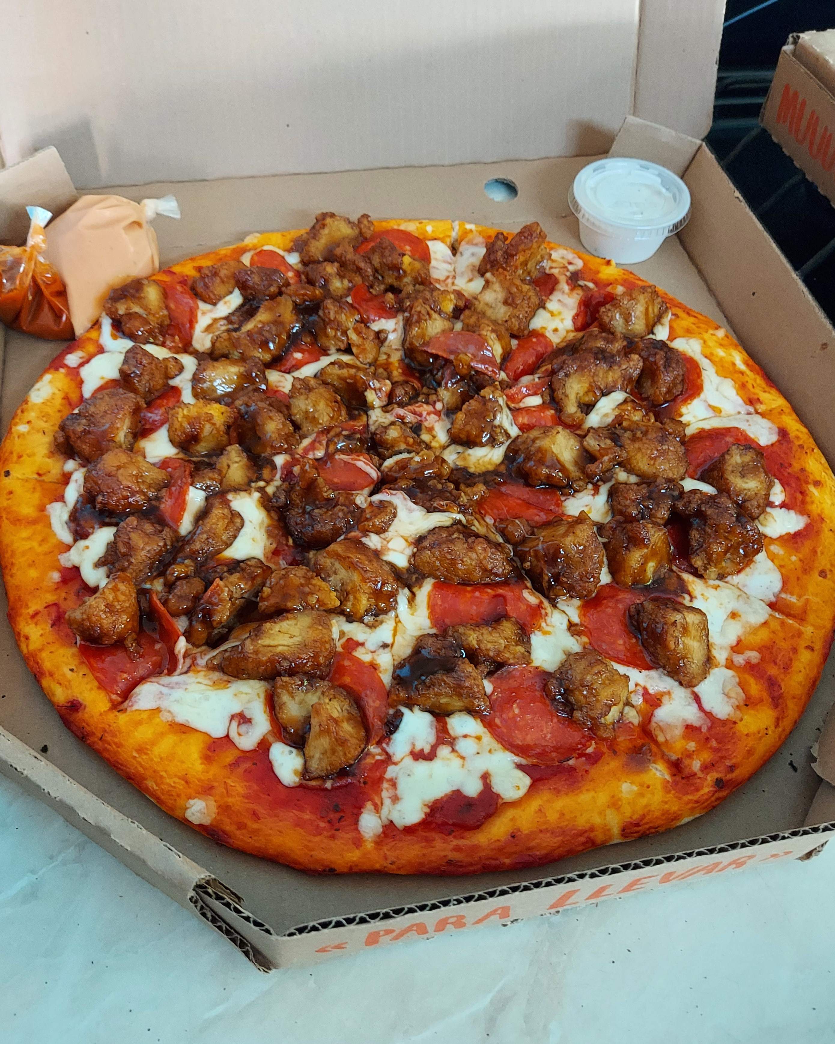 Lugo's Pizza image 9