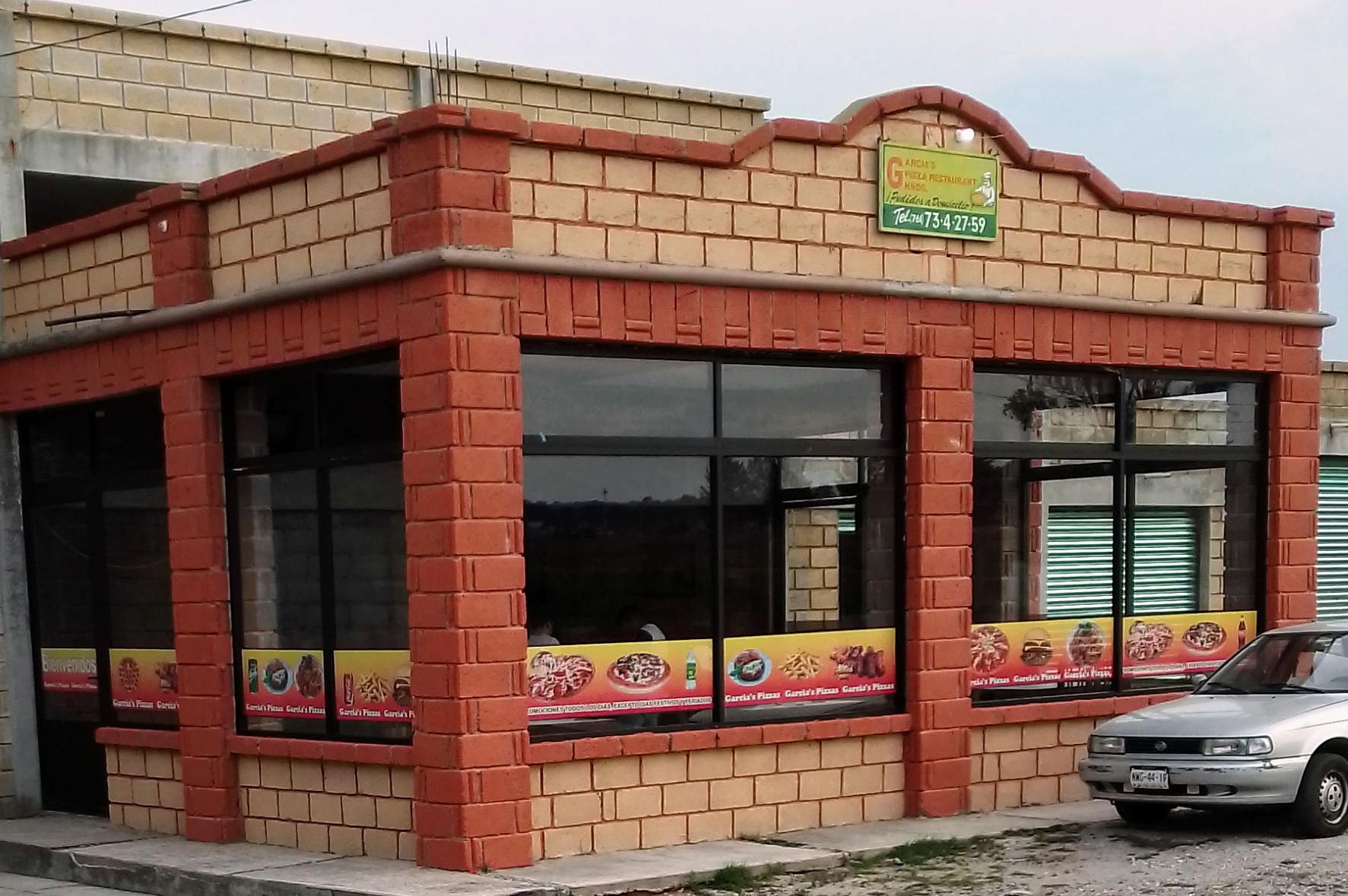 Garcías Pizzas image 1