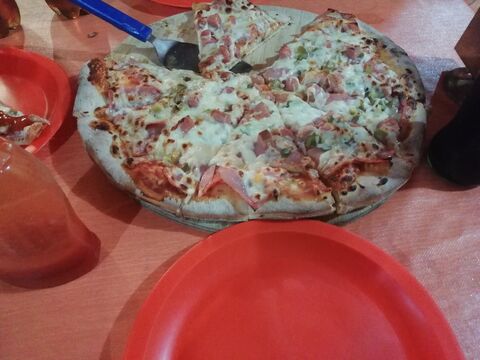 Garcías Pizzas image 8