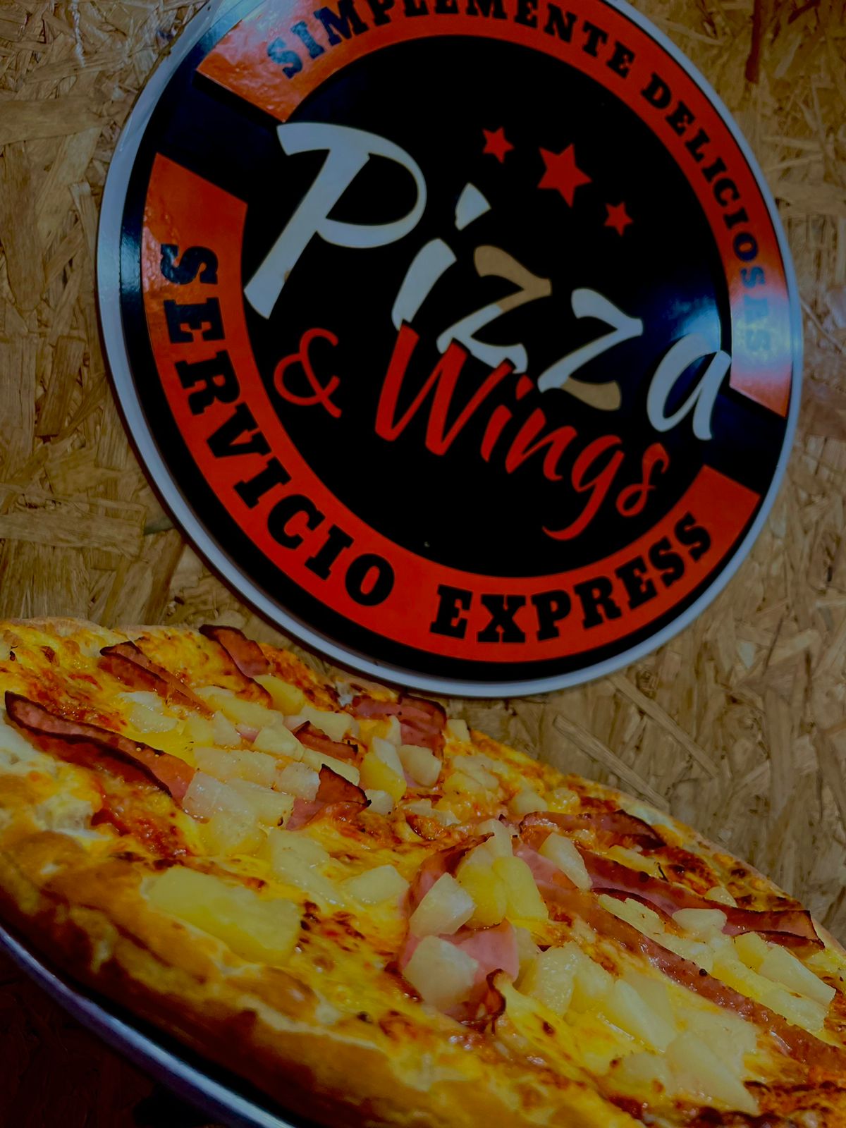 Pizza & Wings Jilotepec image 4