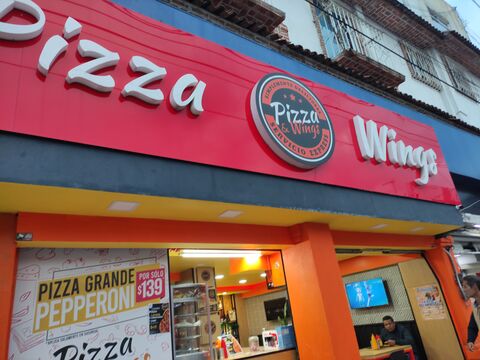 Pizza & Wings Jilotepec image 5