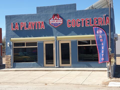 La Playita Cocteleria image 1
