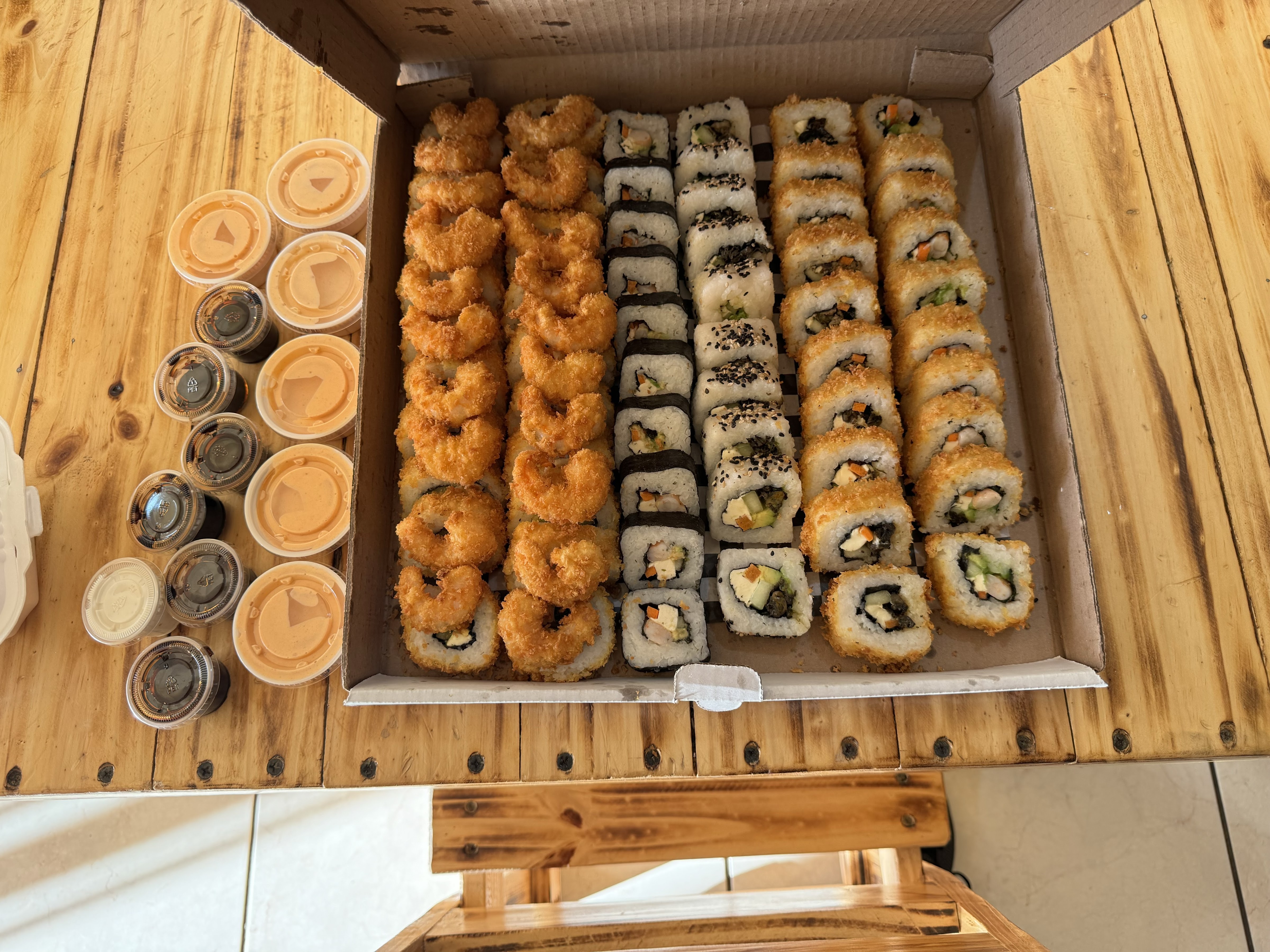 TOKYO sushi-bolas image 3