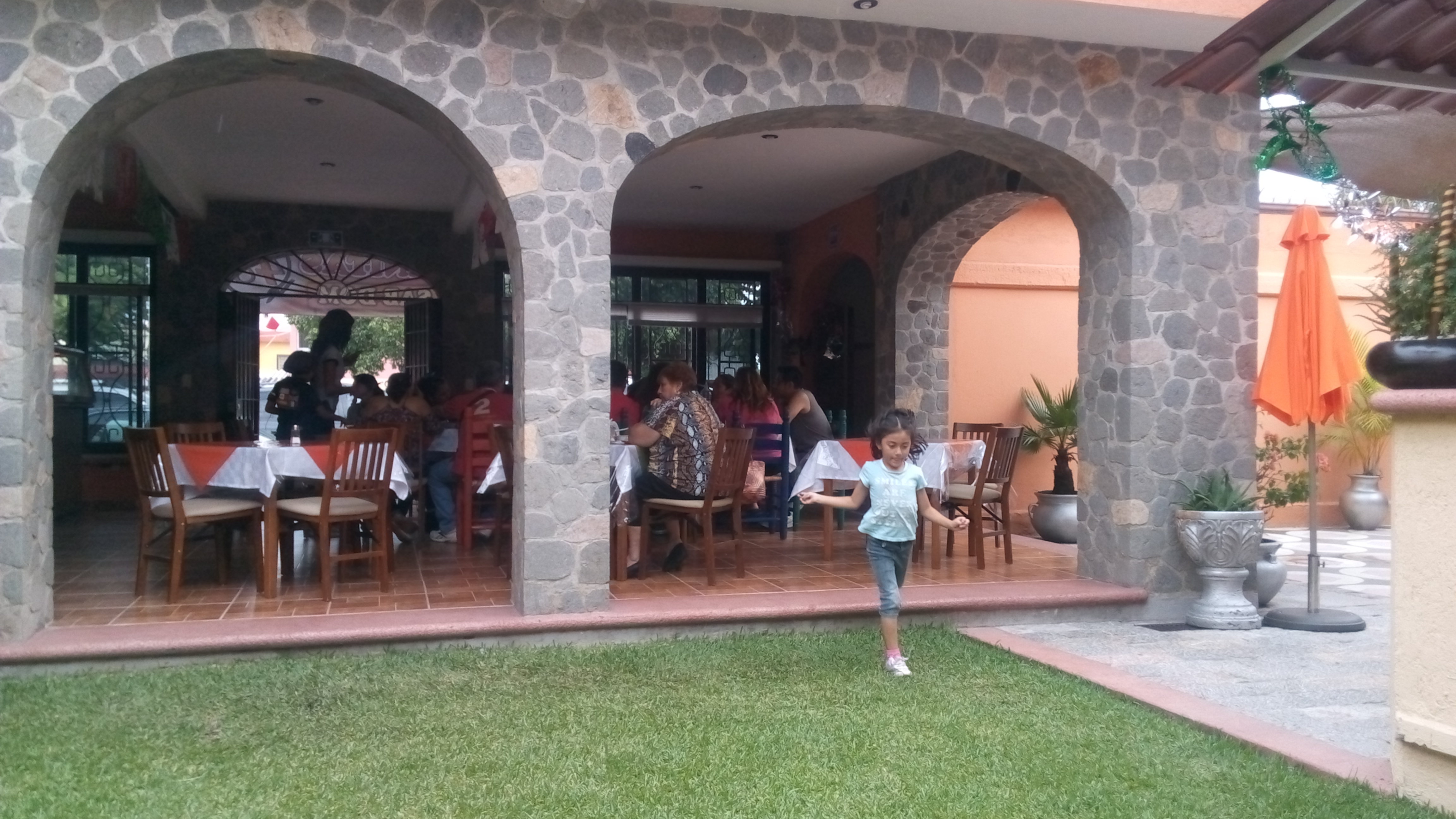 Carnitas La 48 image 4