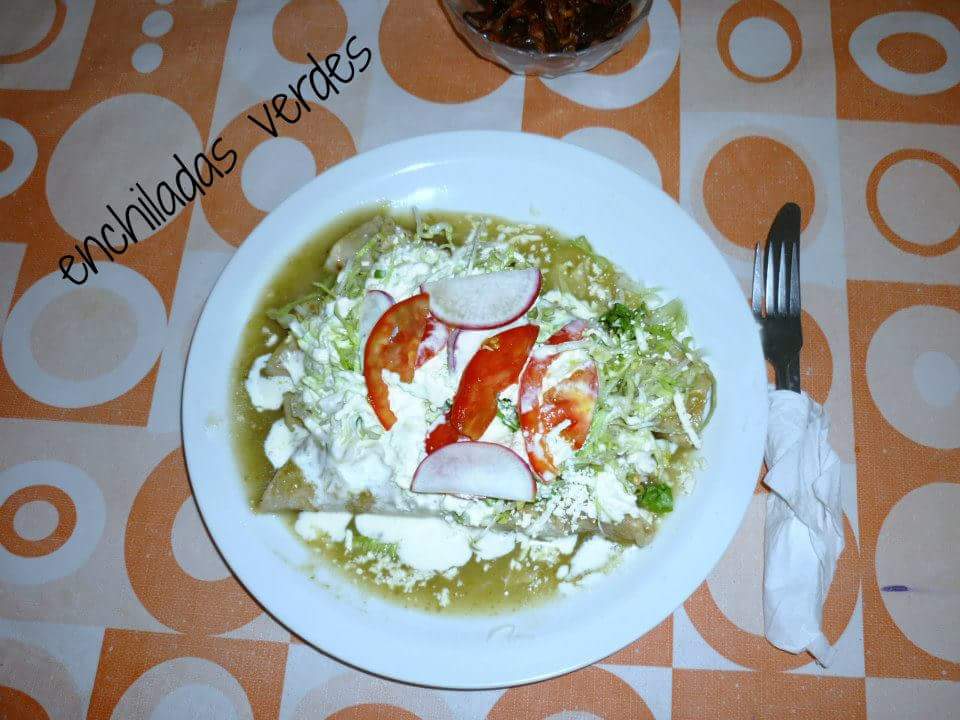 Pozoleria Gemelos Pop image 1