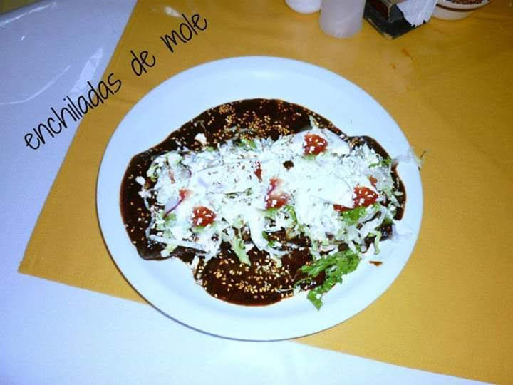 Pozoleria Gemelos Pop image 6